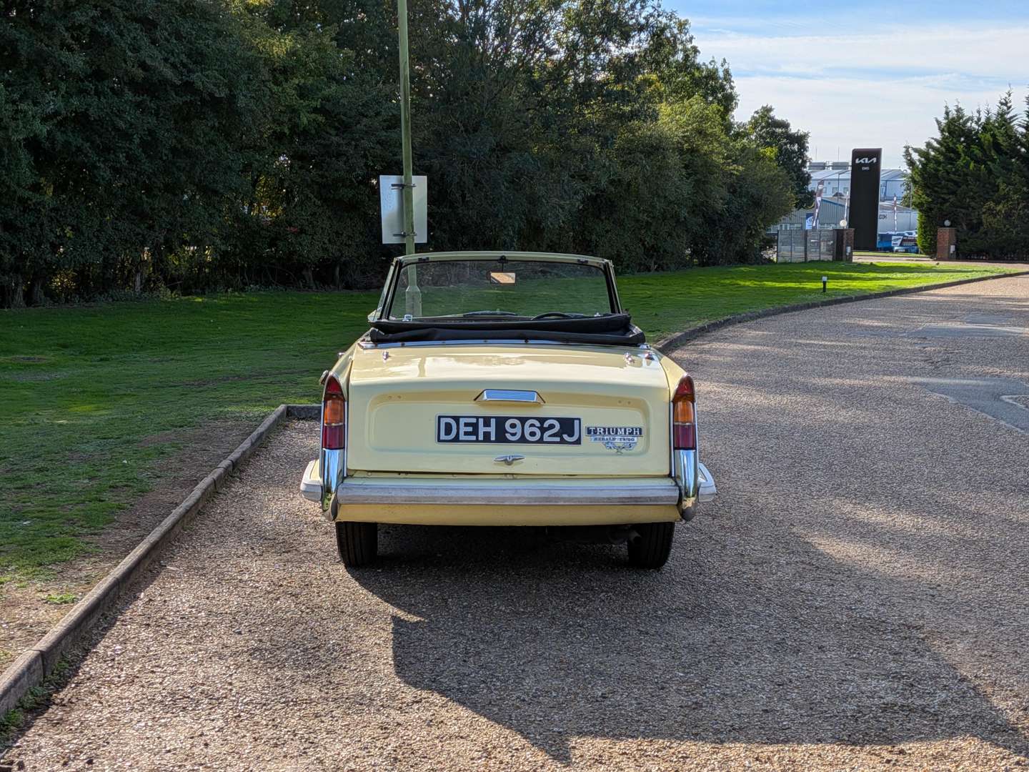 <p>1970 TRIUMPH HERALD 13/60 CONVERTIBLE</p>