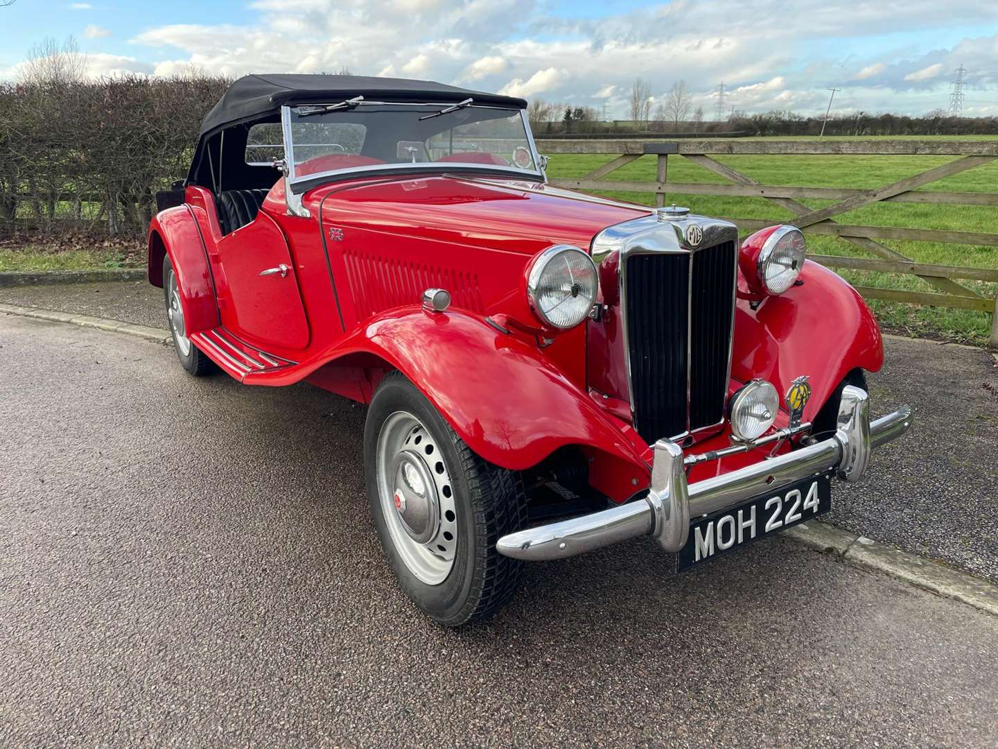 <p>1952 MG TD</p>