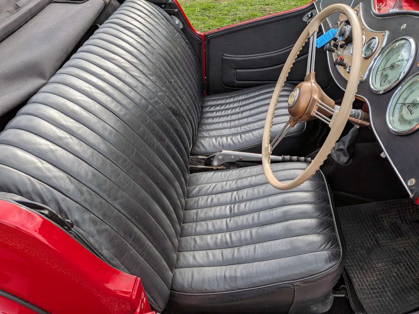 <p>1952 MG TD</p>