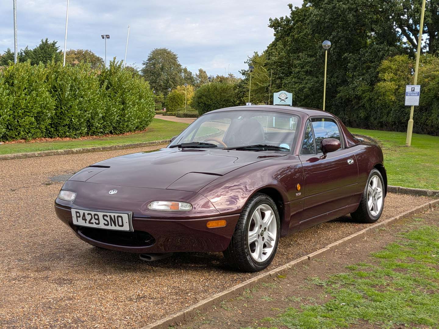 <p>1996 MAZDA MX-5 MERLOT</p>