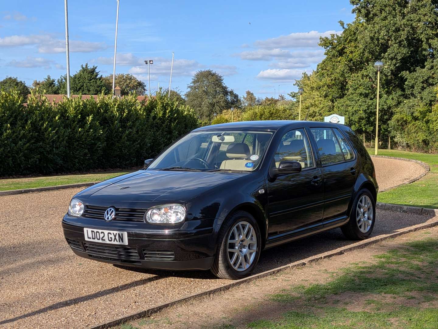 <p>2002 VW GOLF V5 AUTO</p>