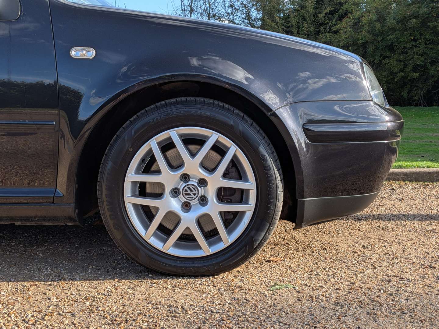 <p>2002 VW GOLF V5 AUTO</p>