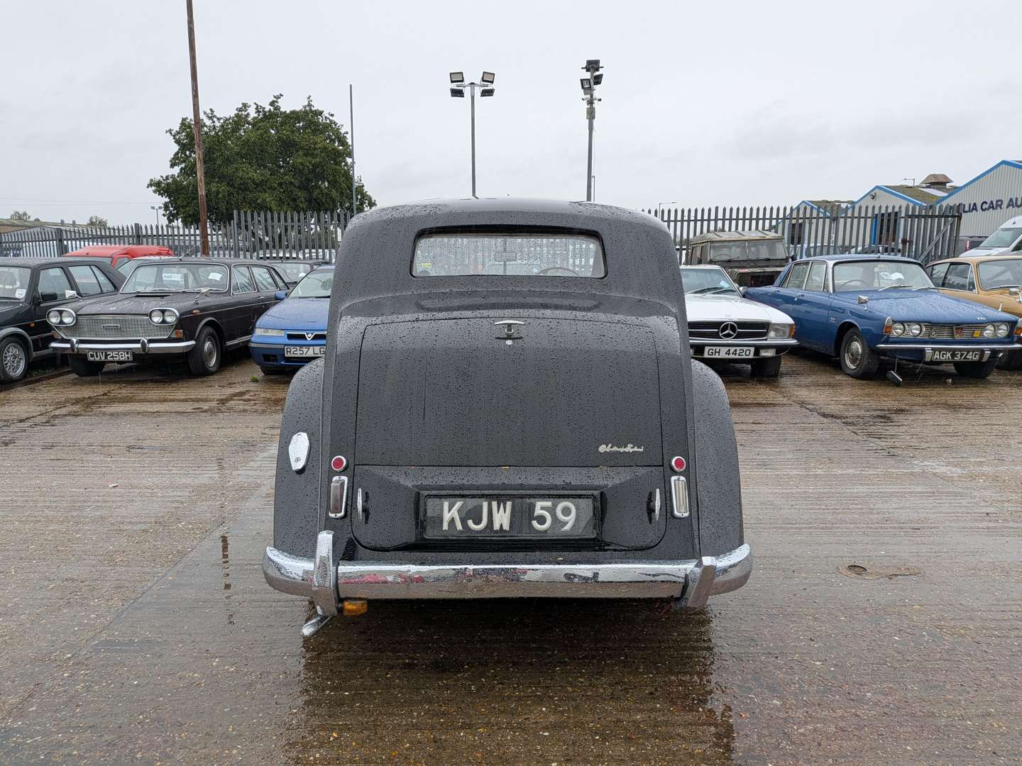 <p>1952 AUSTIN SHEERLINE</p>