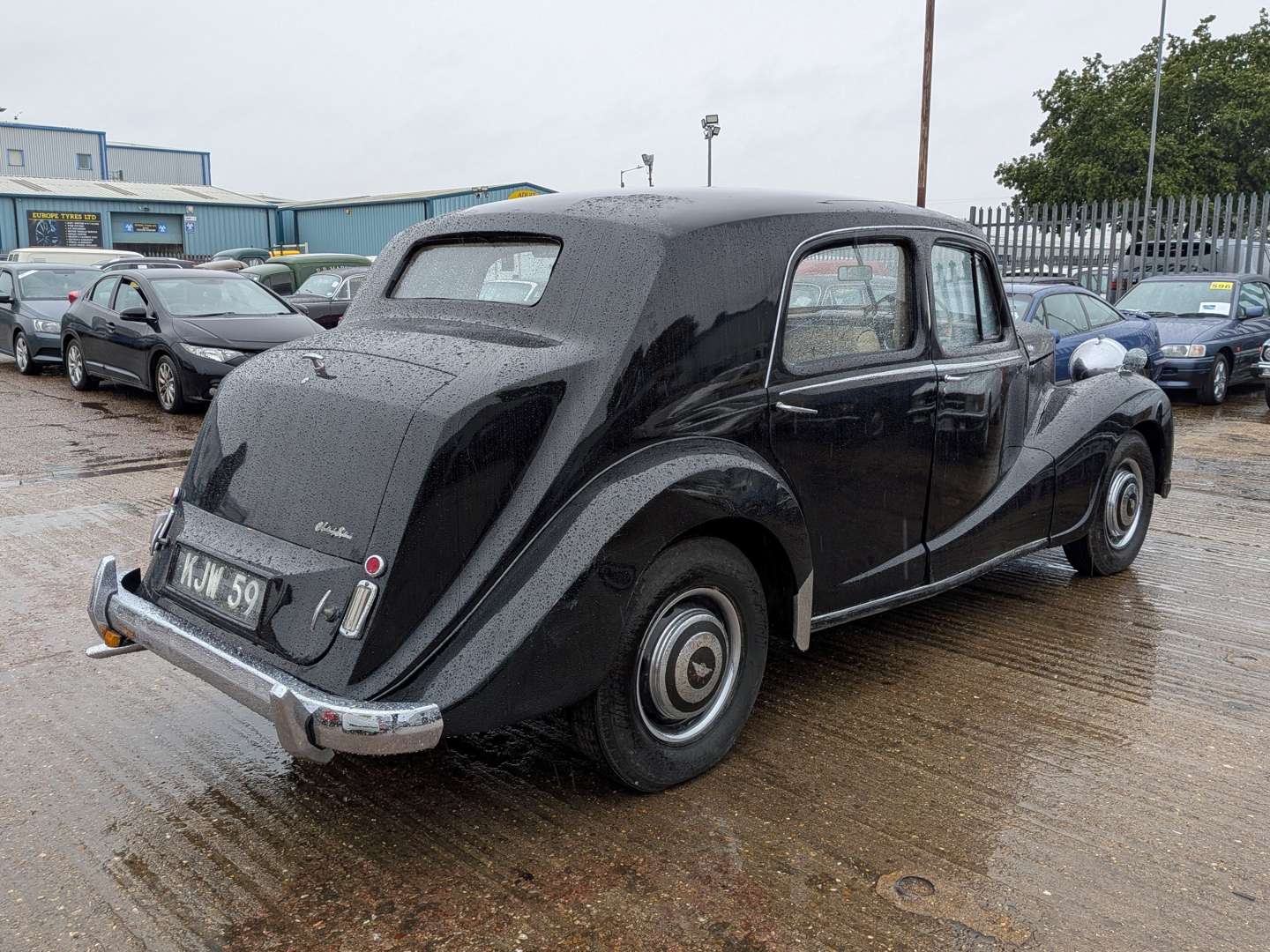 <p>1952 AUSTIN SHEERLINE</p>