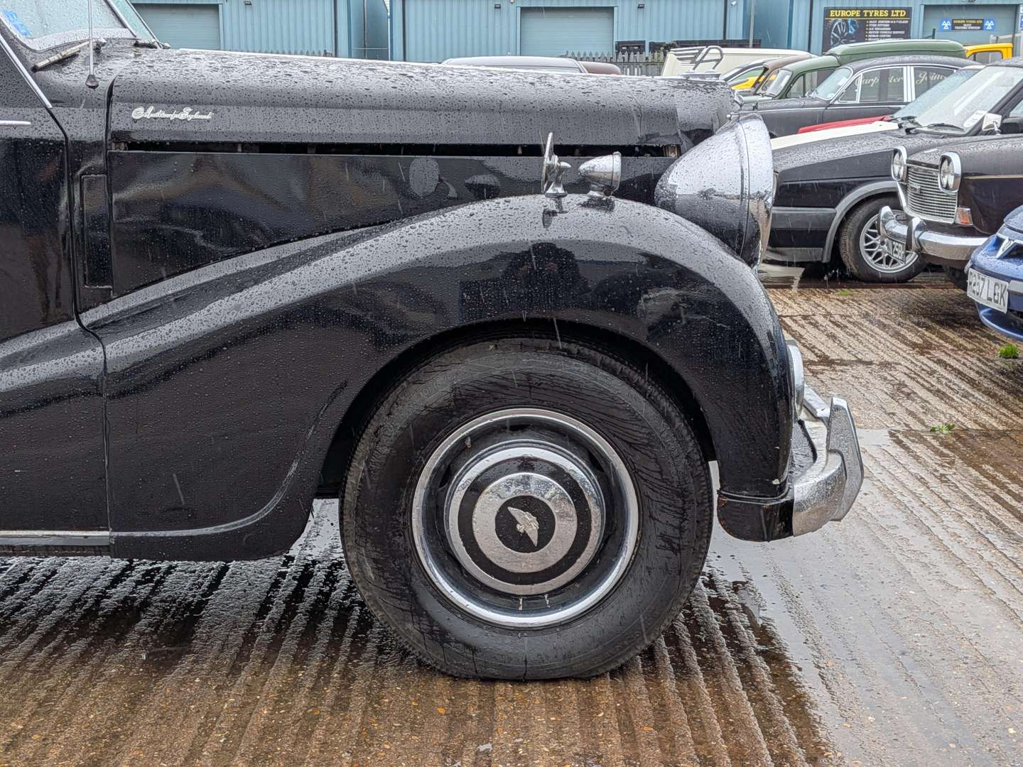 <p>1952 AUSTIN SHEERLINE</p>