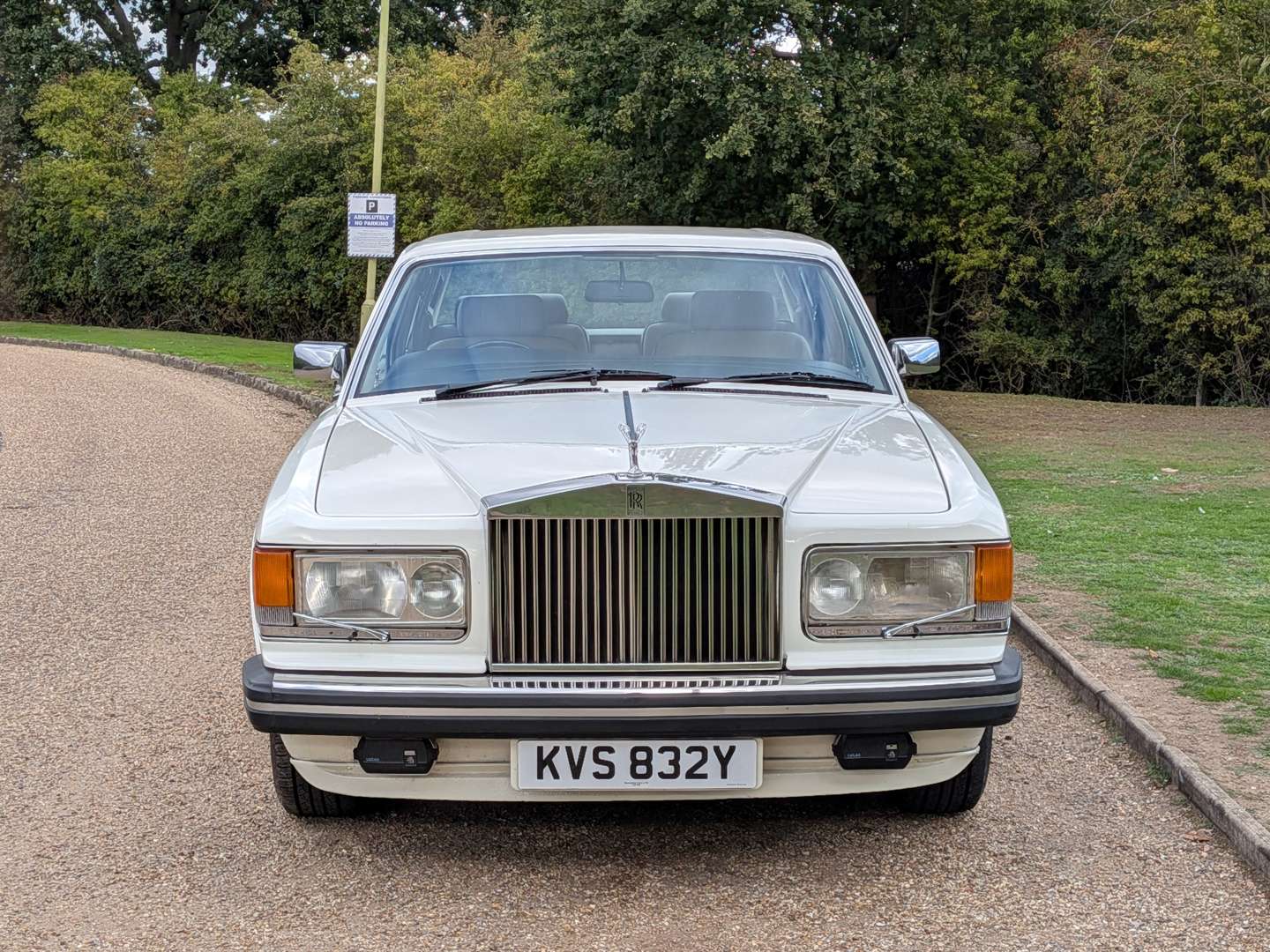 <p>1982 ROLLS ROYCE SILVER SPIRIT</p>
