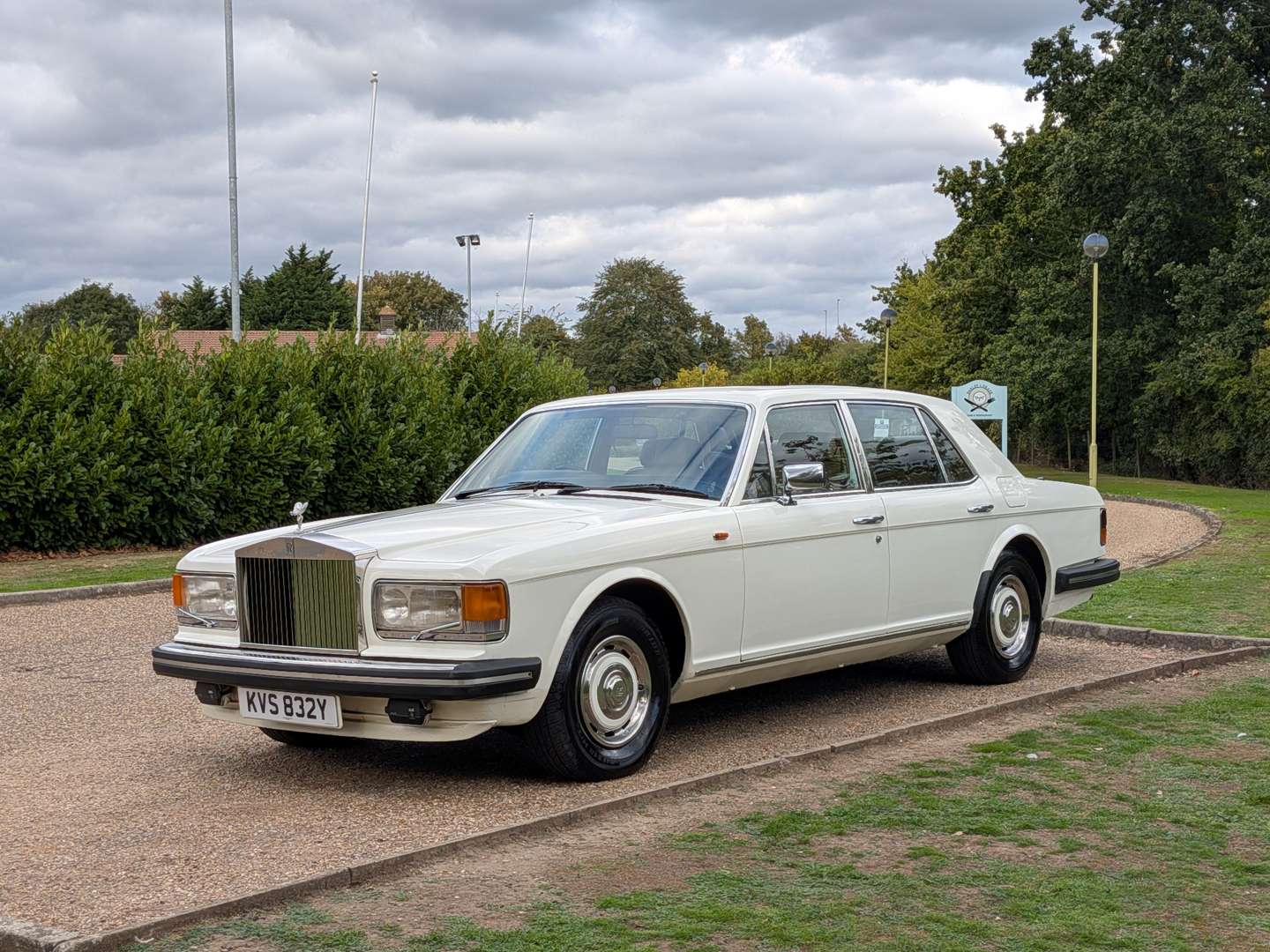 <p>1982 ROLLS ROYCE SILVER SPIRIT</p>