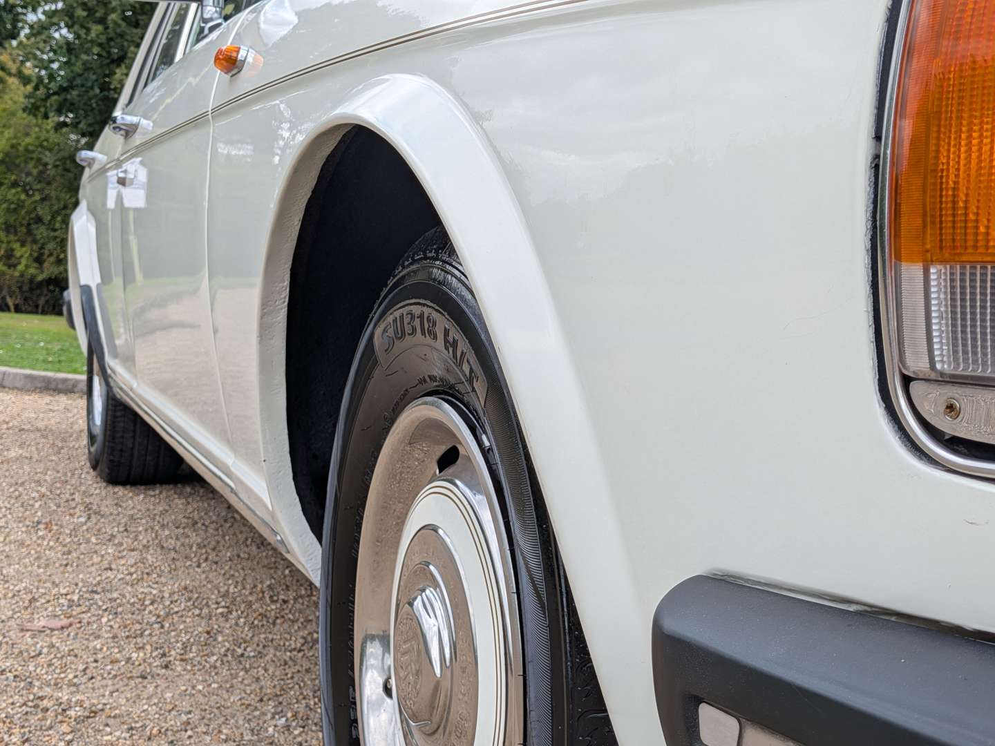 <p>1982 ROLLS ROYCE SILVER SPIRIT</p>