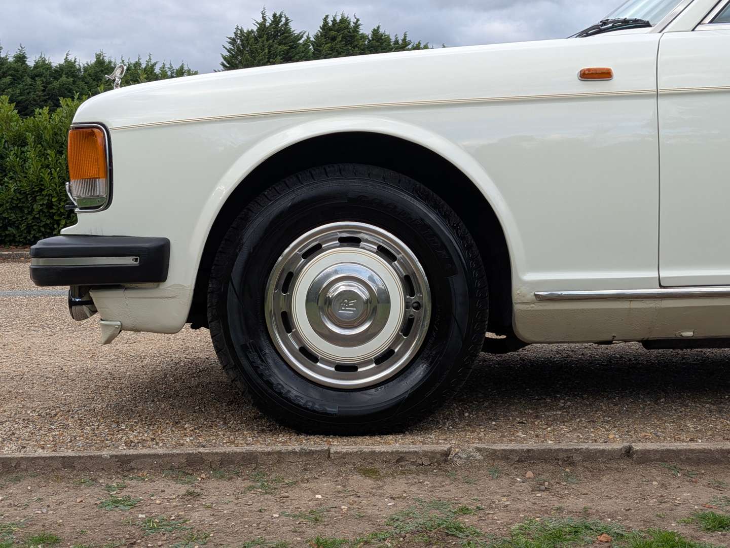<p>1982 ROLLS ROYCE SILVER SPIRIT</p>
