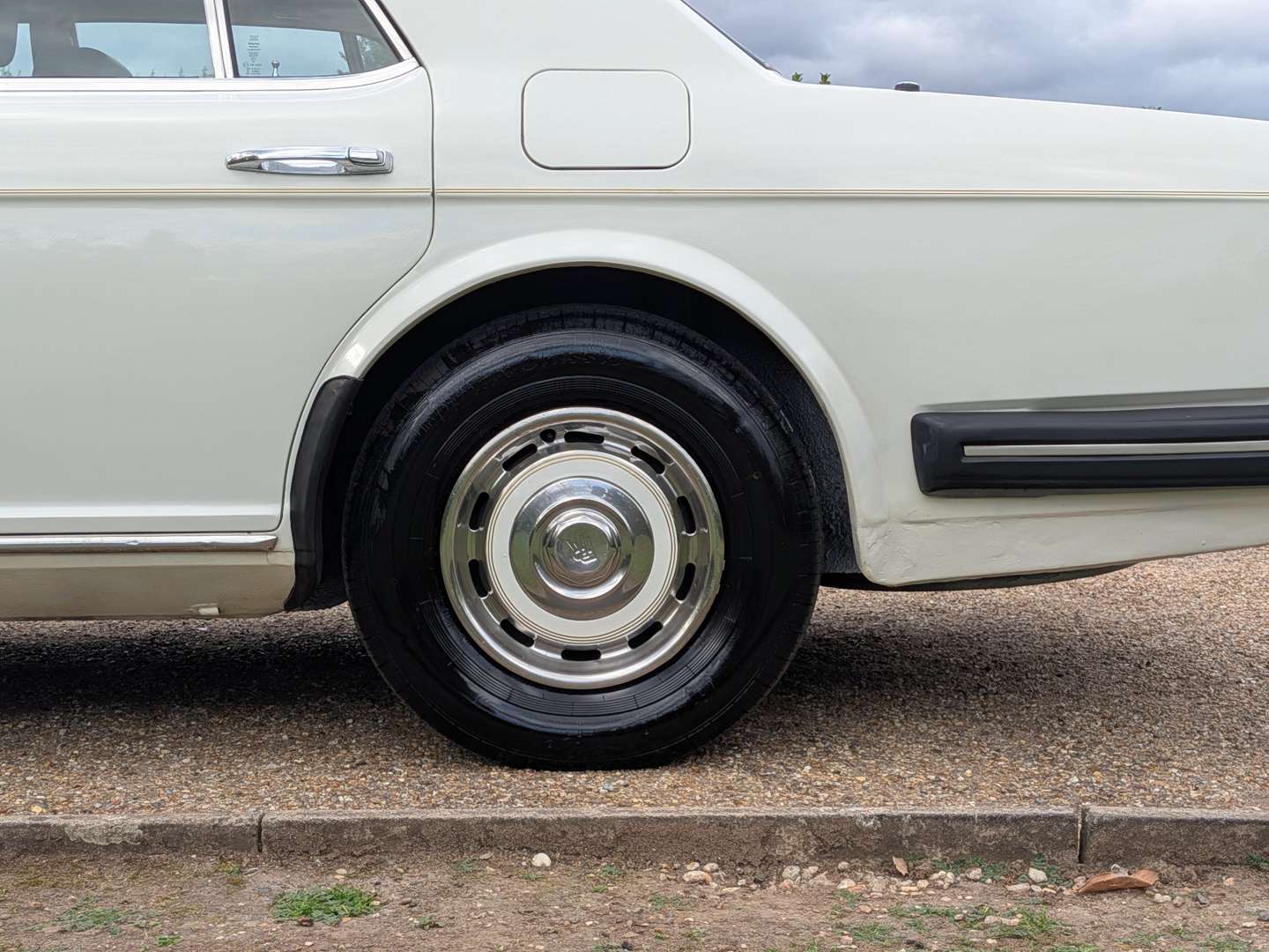 <p>1982 ROLLS ROYCE SILVER SPIRIT</p>