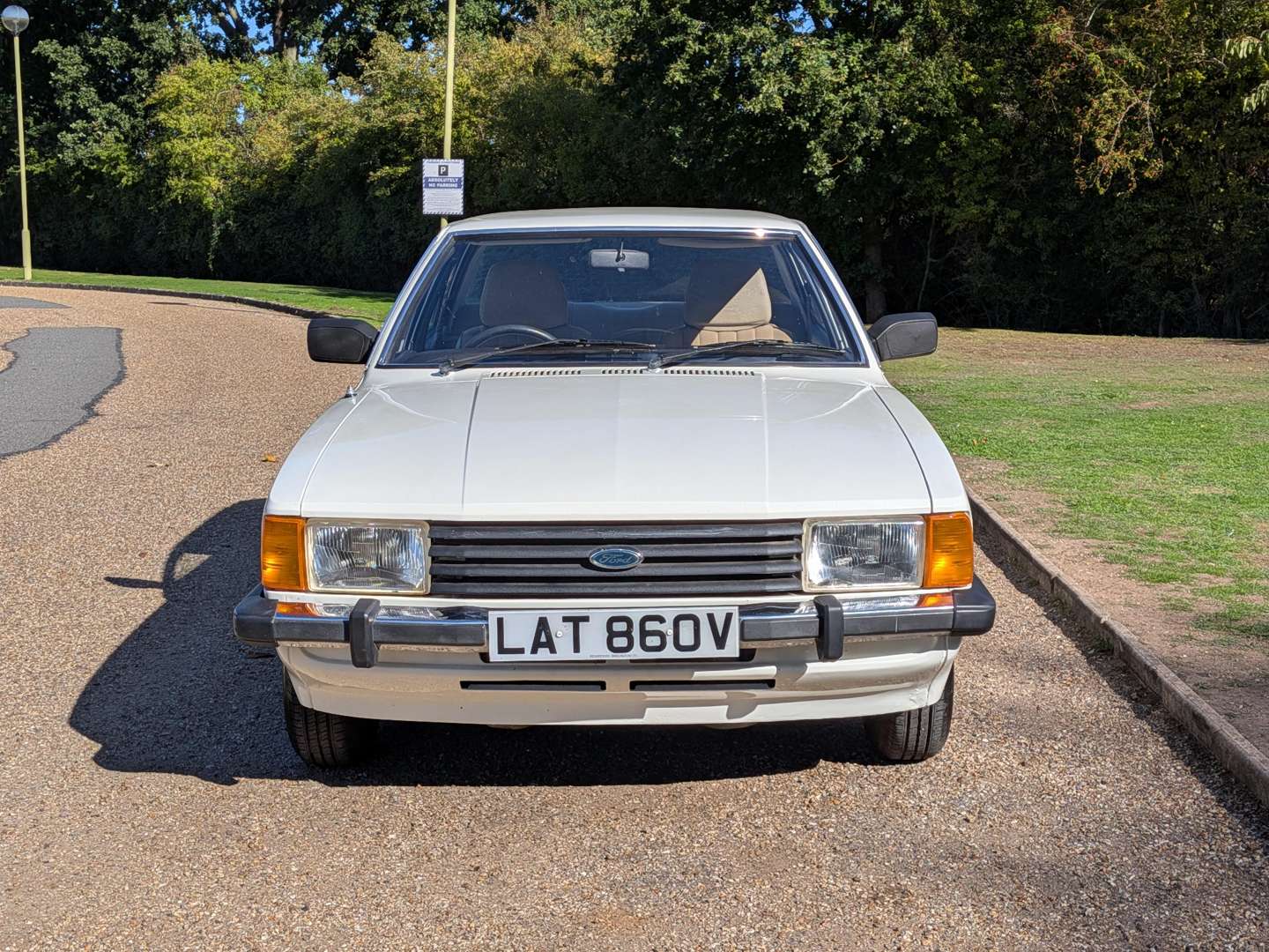 <p>1980 FORD CORTINA GL</p>