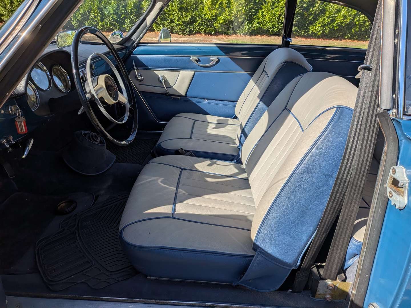 <p>1961 ALFA ROMEO GIULIETTA SPRINT VELOCE</p>