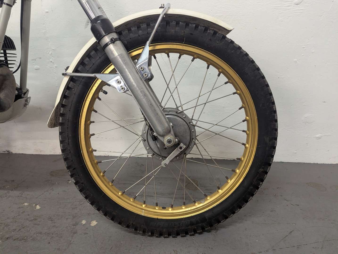 <p>1976 OSSA MAR 310 TRIALS BIKE</p>