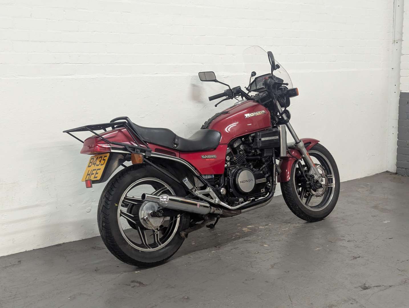 <p>1985 HONDA VF750 SABRE</p>