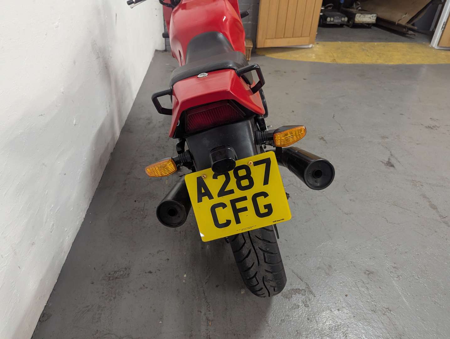 <p>1983 HONDA VF750FD</p>