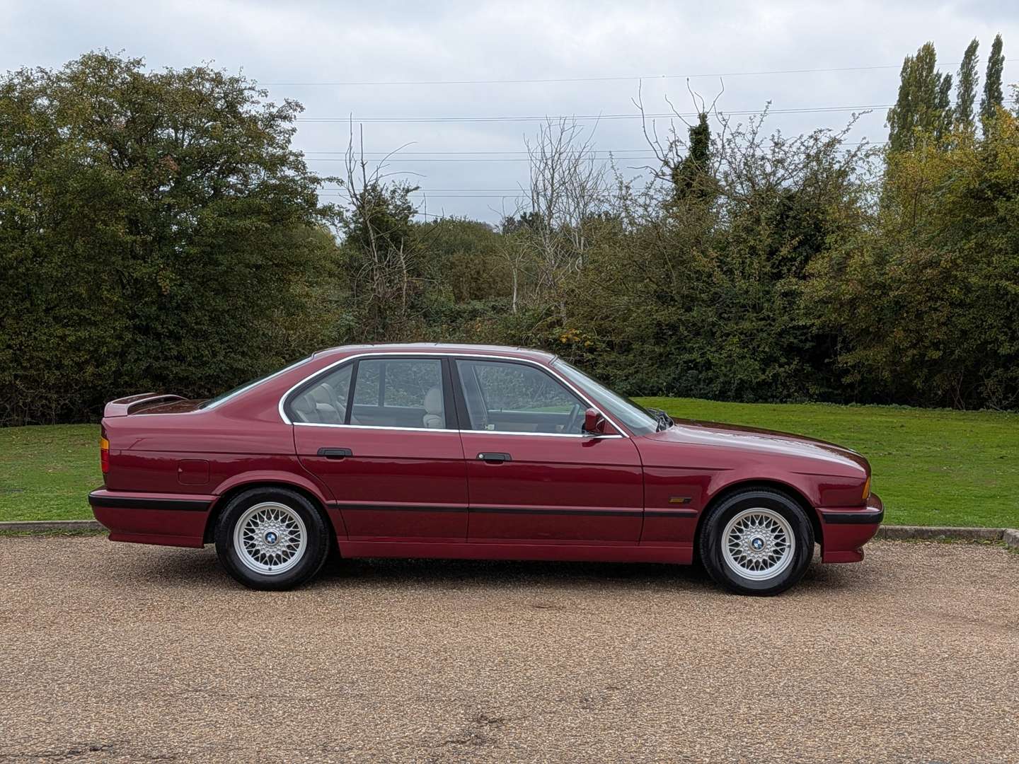 <p>1990 BMW E34 525 I SE AUTO</p>