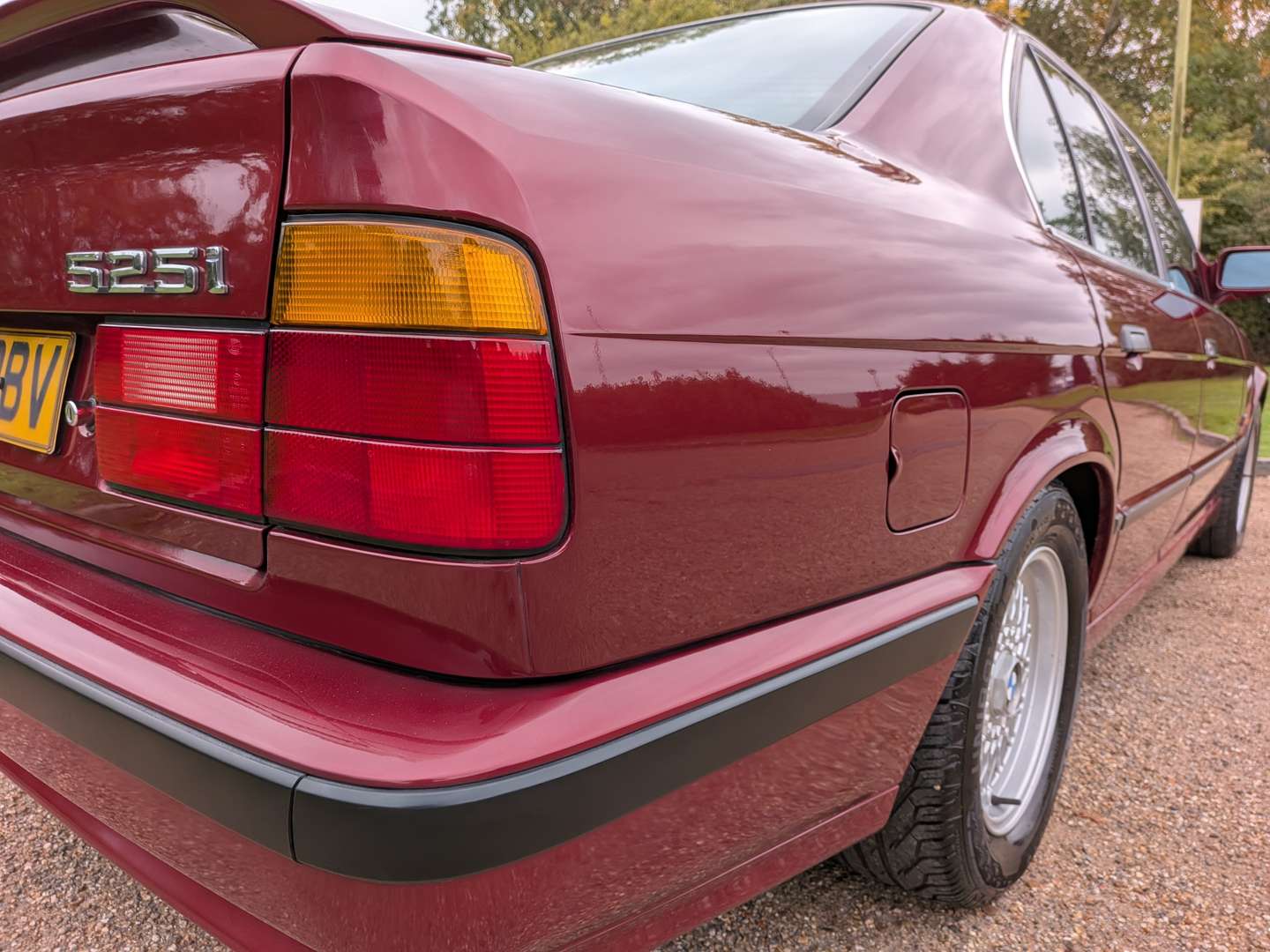 <p>1990 BMW E34 525 I SE AUTO</p>