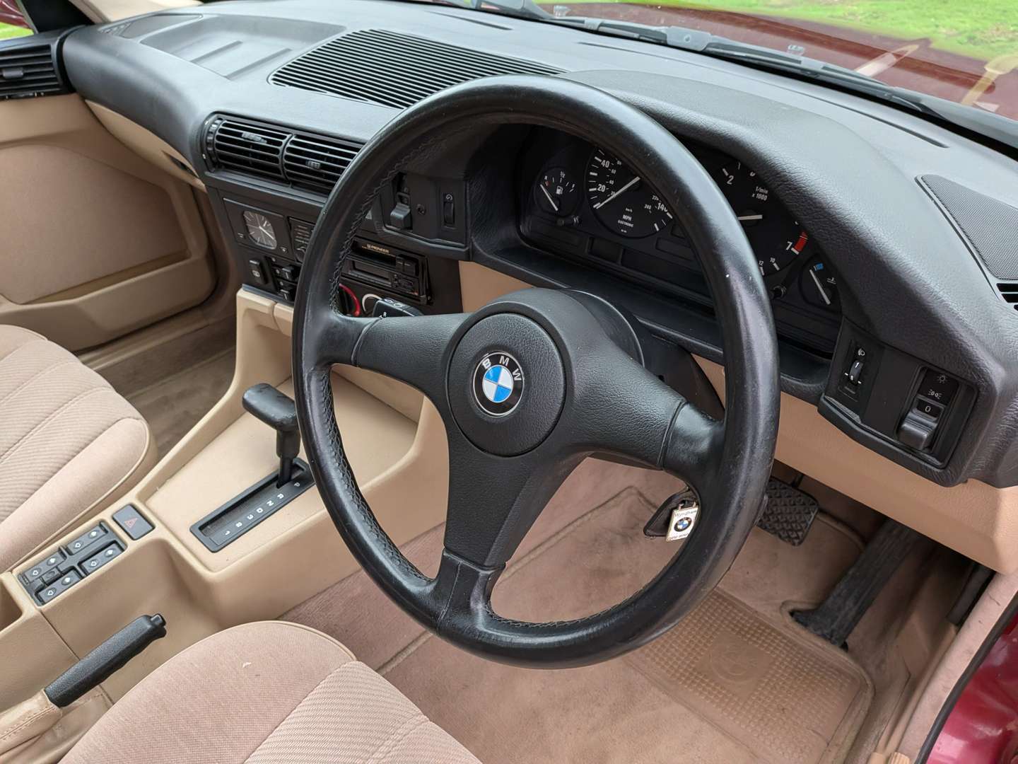 <p>1990 BMW E34 525 I SE AUTO</p>