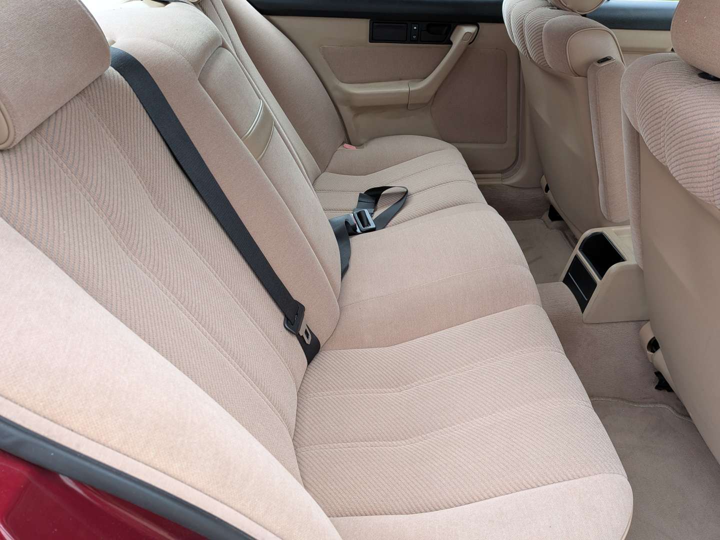 <p>1990 BMW E34 525 I SE AUTO</p>