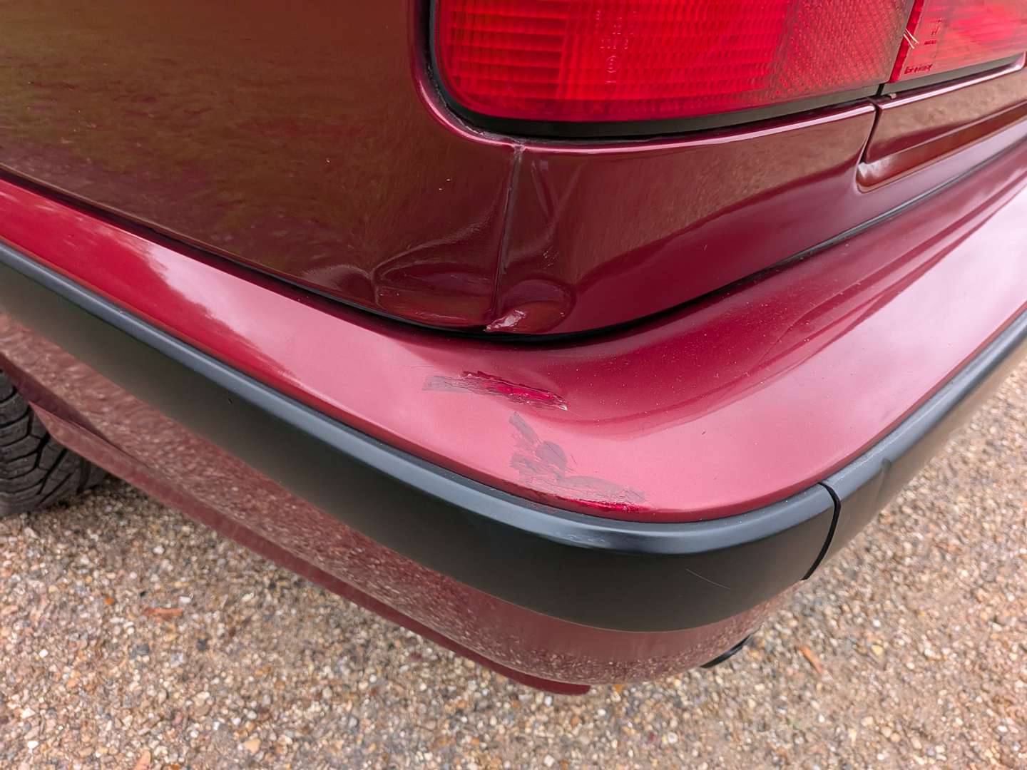 <p>1990 BMW E34 525 I SE AUTO</p>
