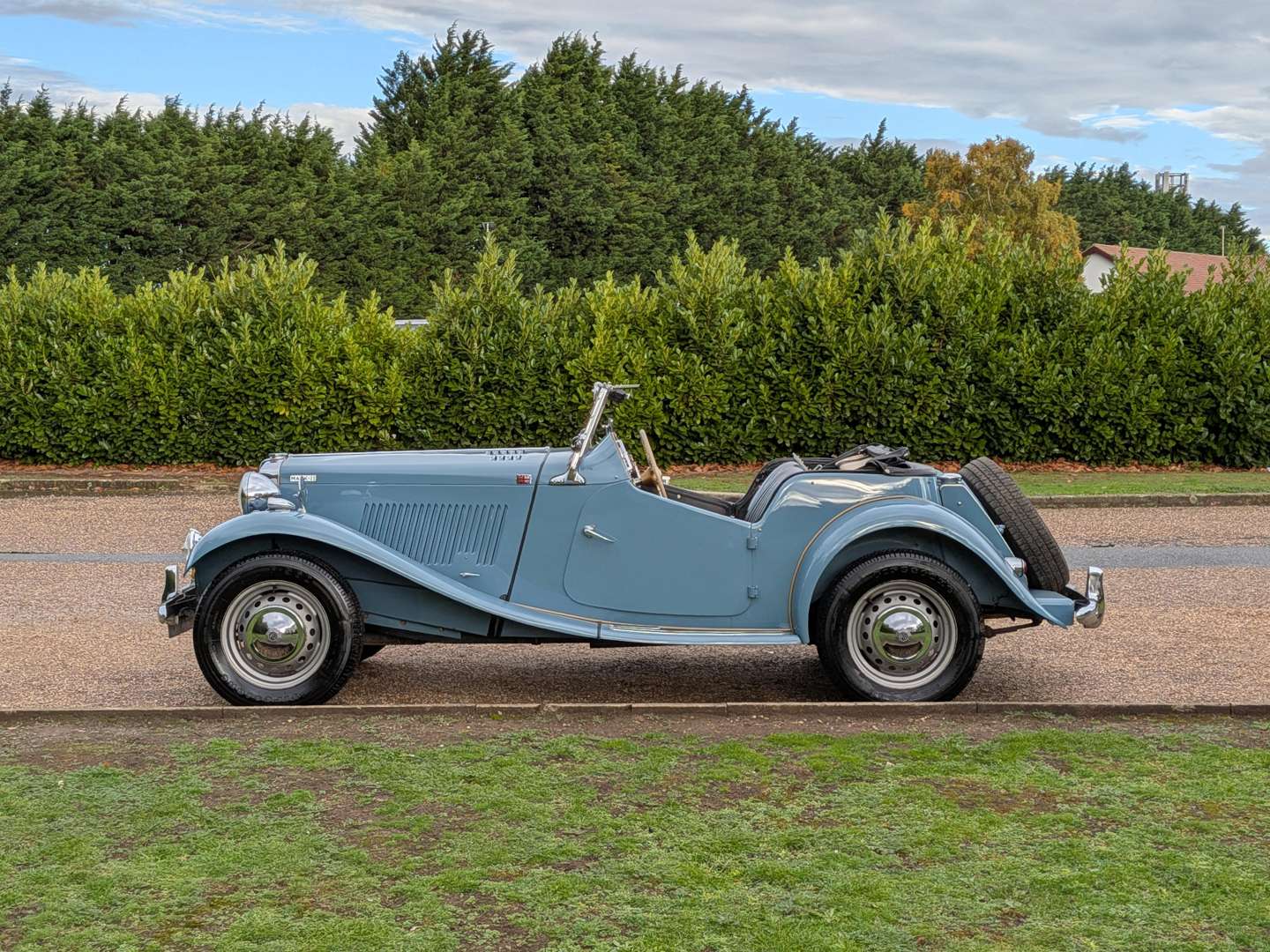 <p>1953 MG TD/C MKII COMPETITION</p>