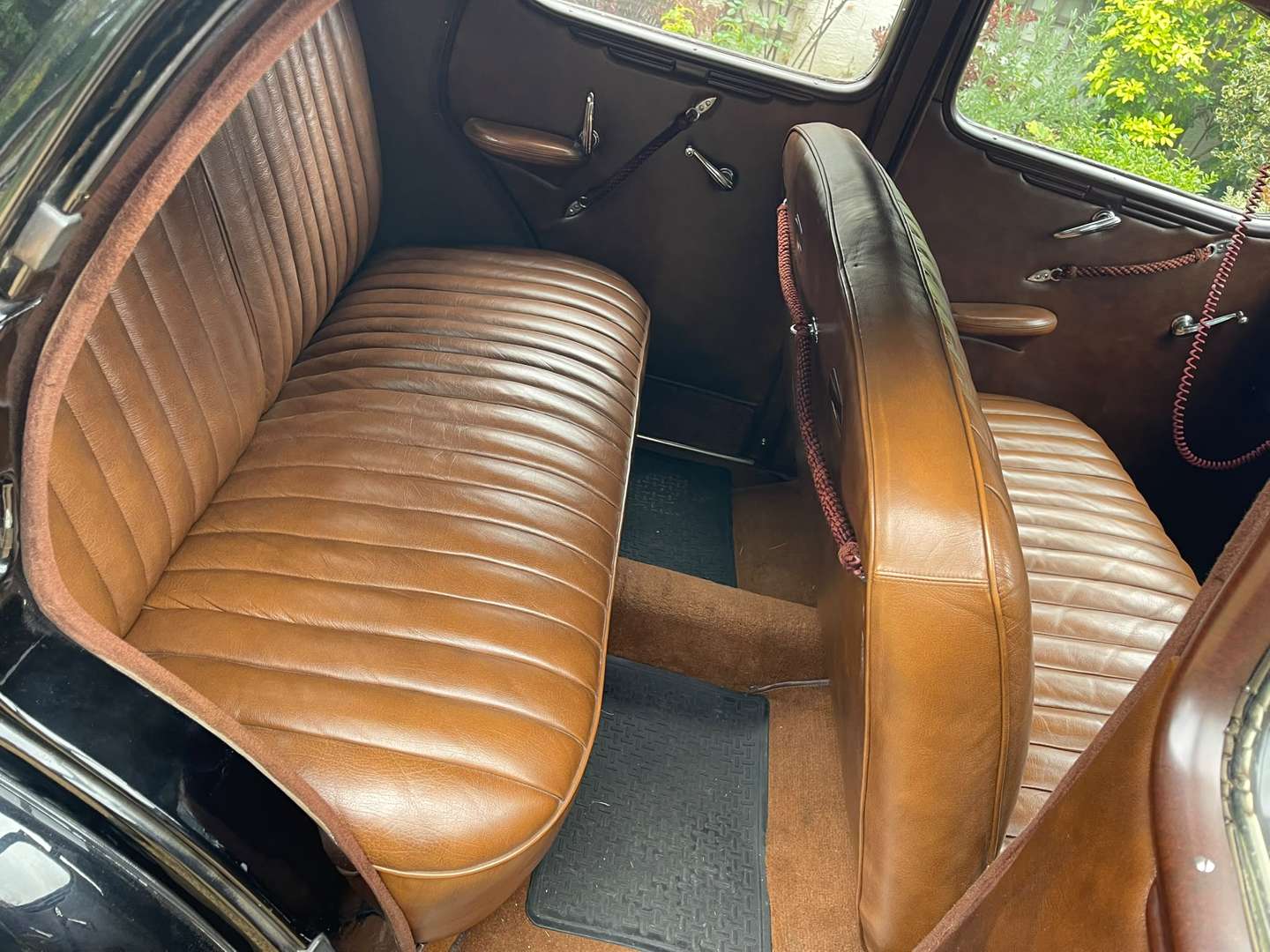 <p>1951 FORD V8 PILOT</p>