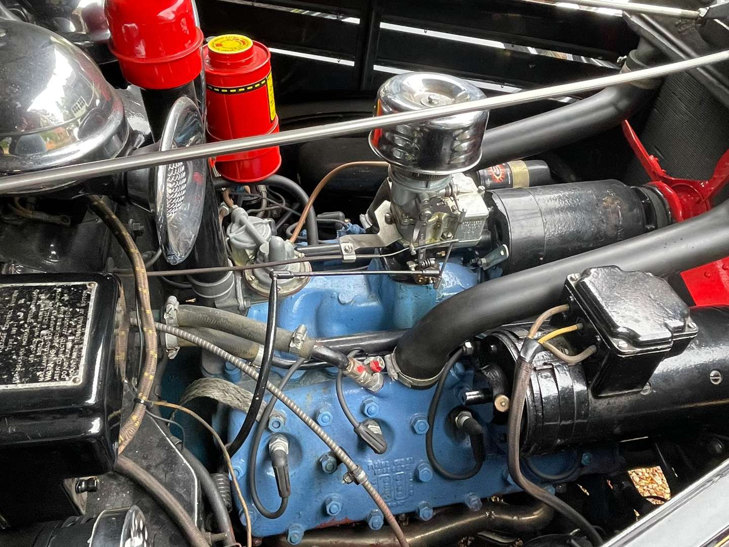 <p>1951 FORD V8 PILOT</p>