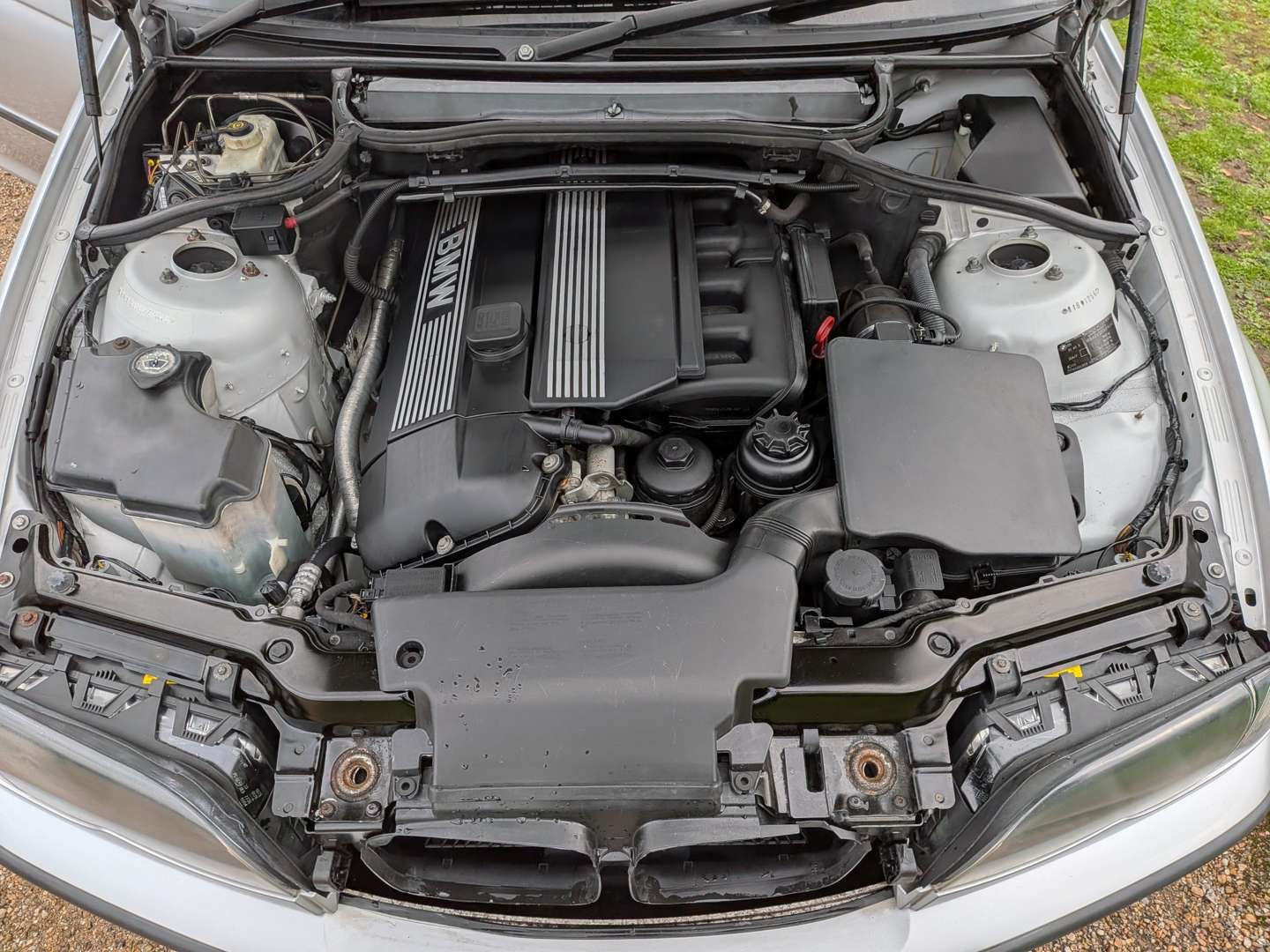 <p>2002 BMW E46 325I SPORT AUTO</p>