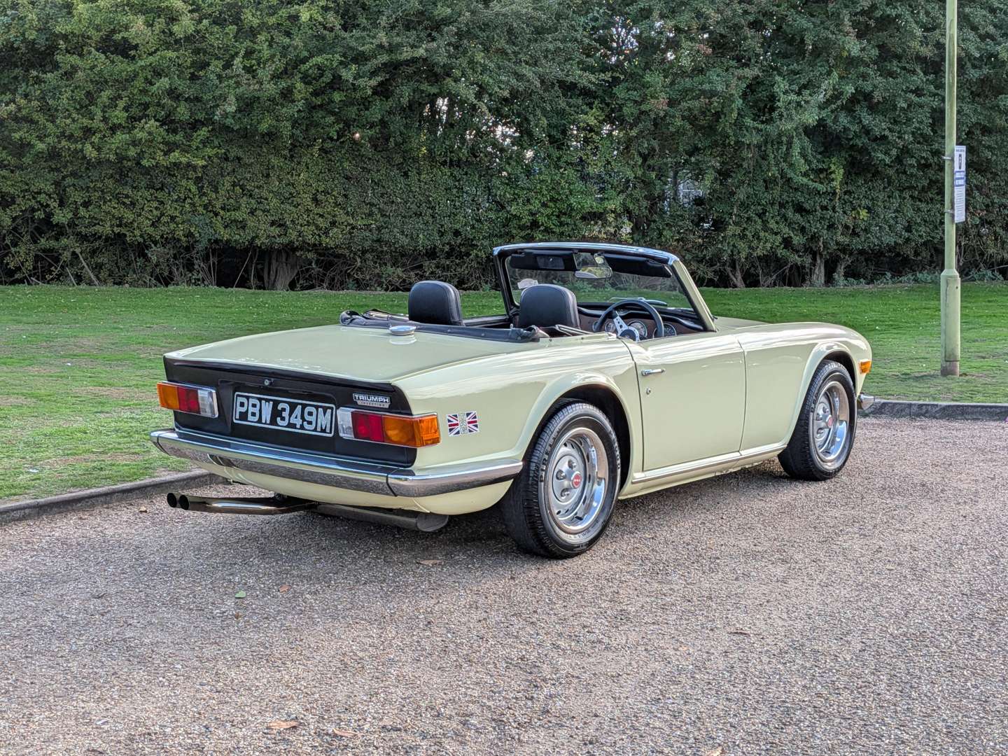 <p>1974 TRIUMPH TR6</p>