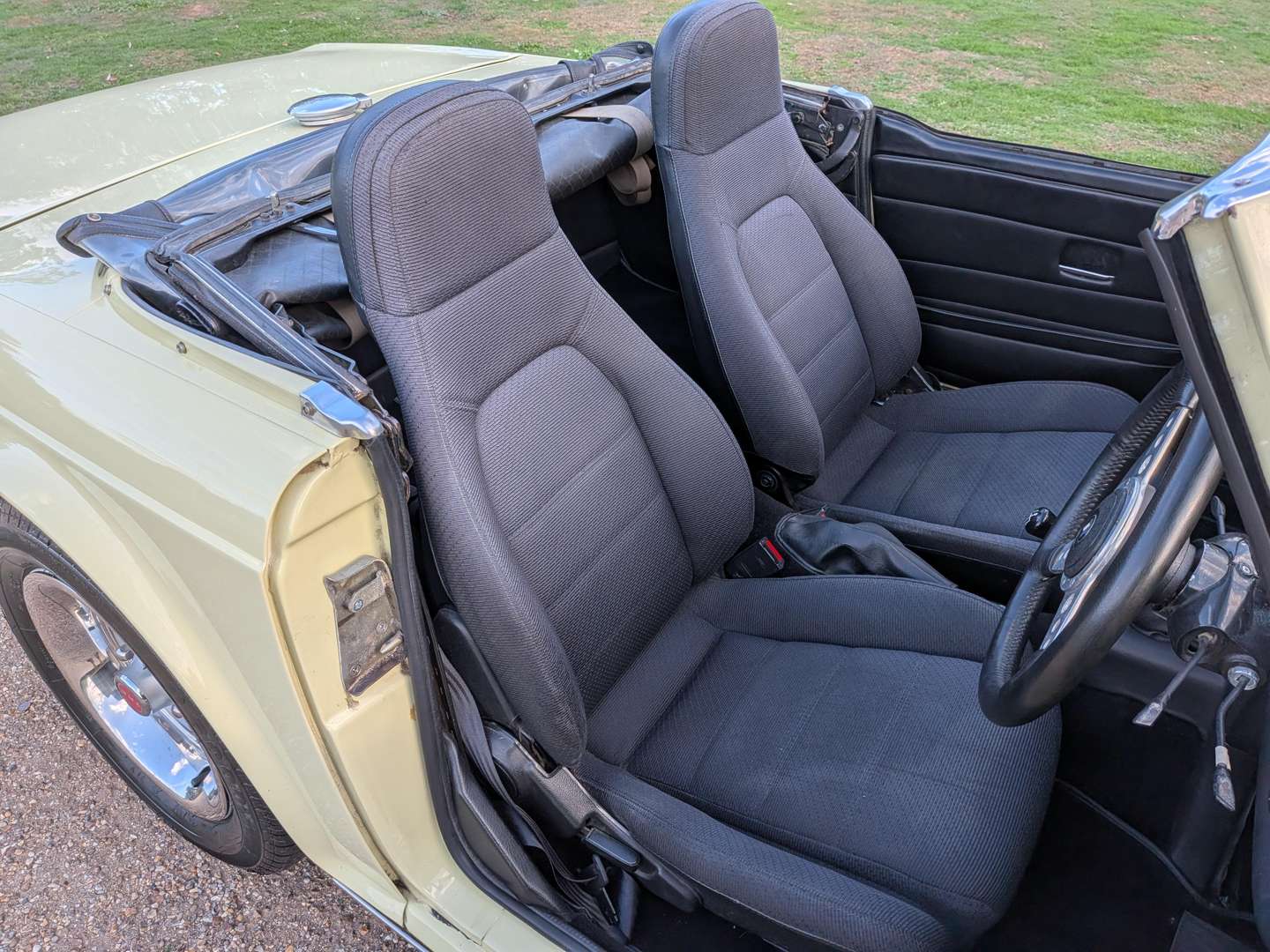 <p>1974 TRIUMPH TR6</p>