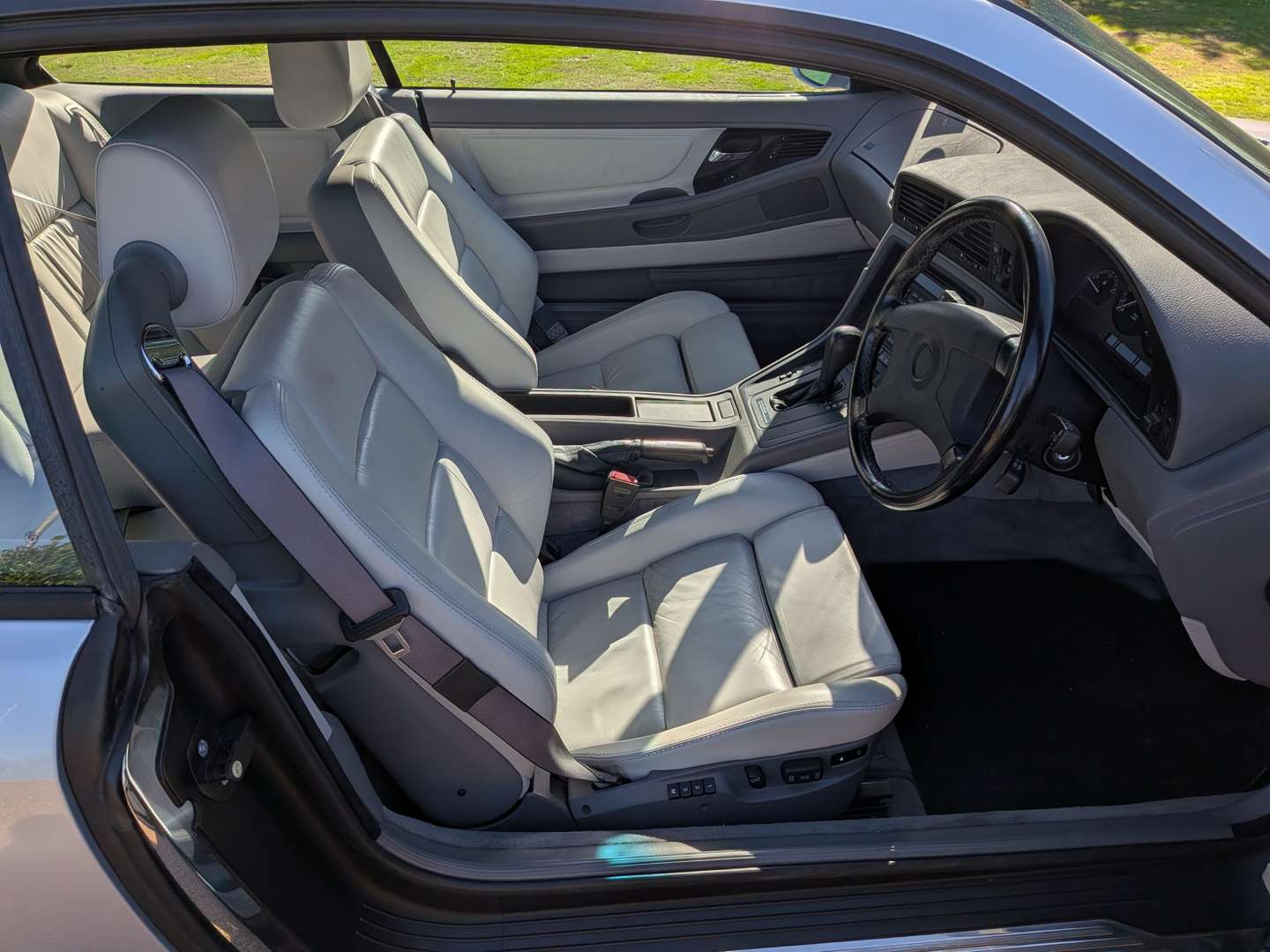<p>1998 BMW E31 840CI AUTO</p>