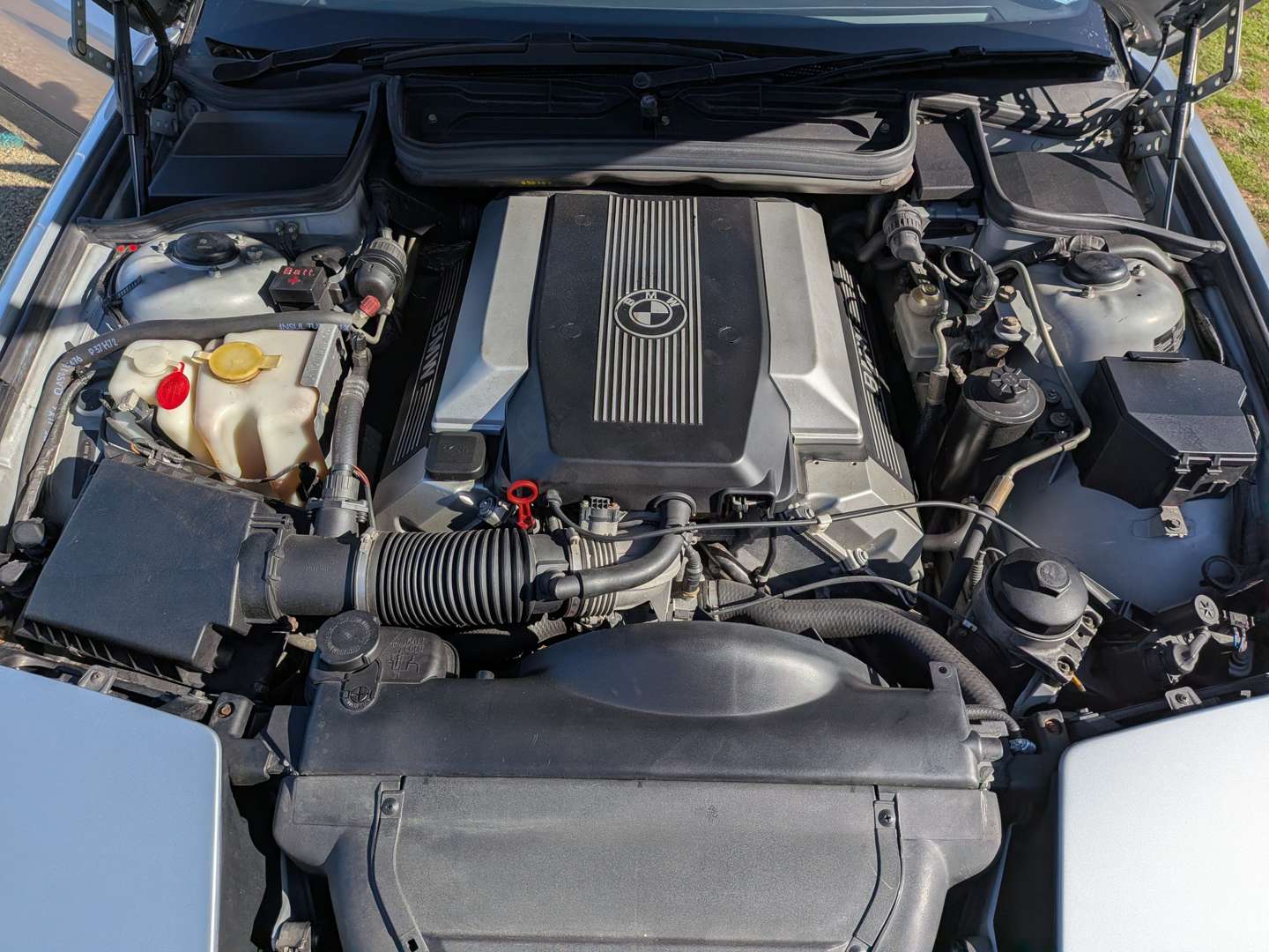 <p>1998 BMW E31 840CI AUTO</p>