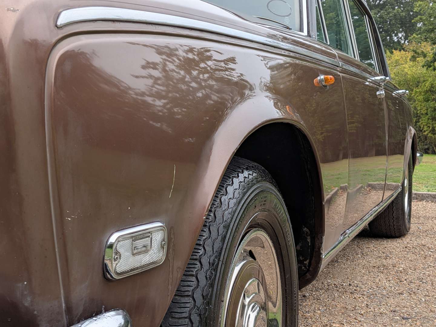 <p>1976 ROLLS ROYCE SILVER WRAITH</p>