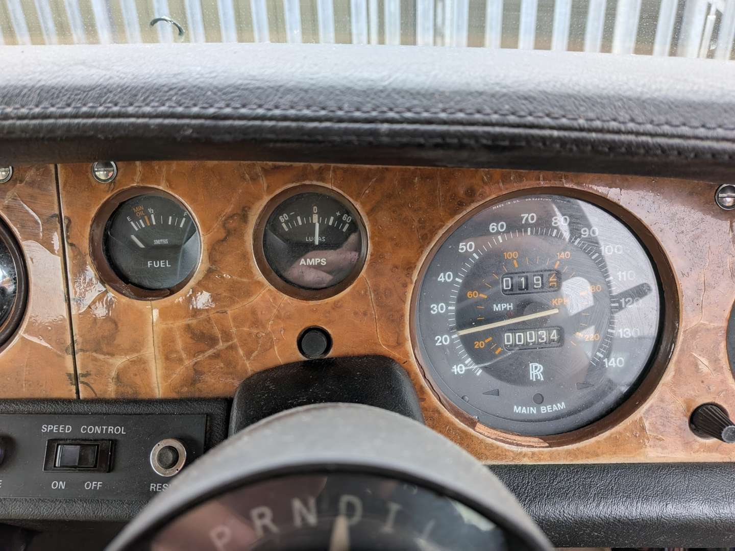 <p>1976 ROLLS ROYCE SILVER WRAITH</p>