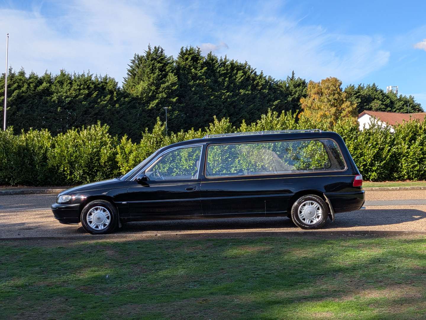 <p>2002 VAUXHALL OMEGA GLS V6 AUTO HEARSE</p>
