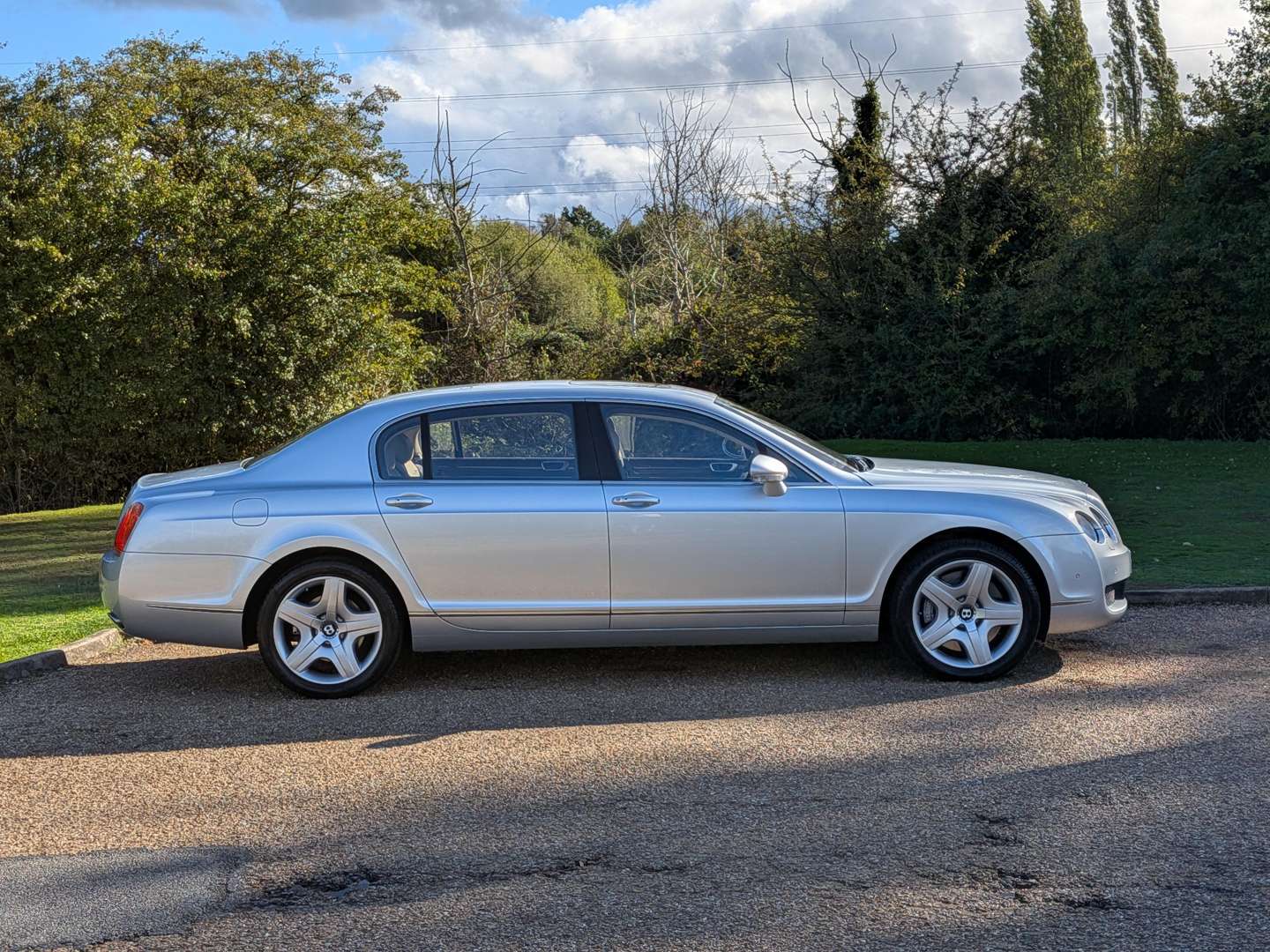 <p>2005 BENTLEY CONTINENTAL 6.0 W12 FLYING SPUR</p>