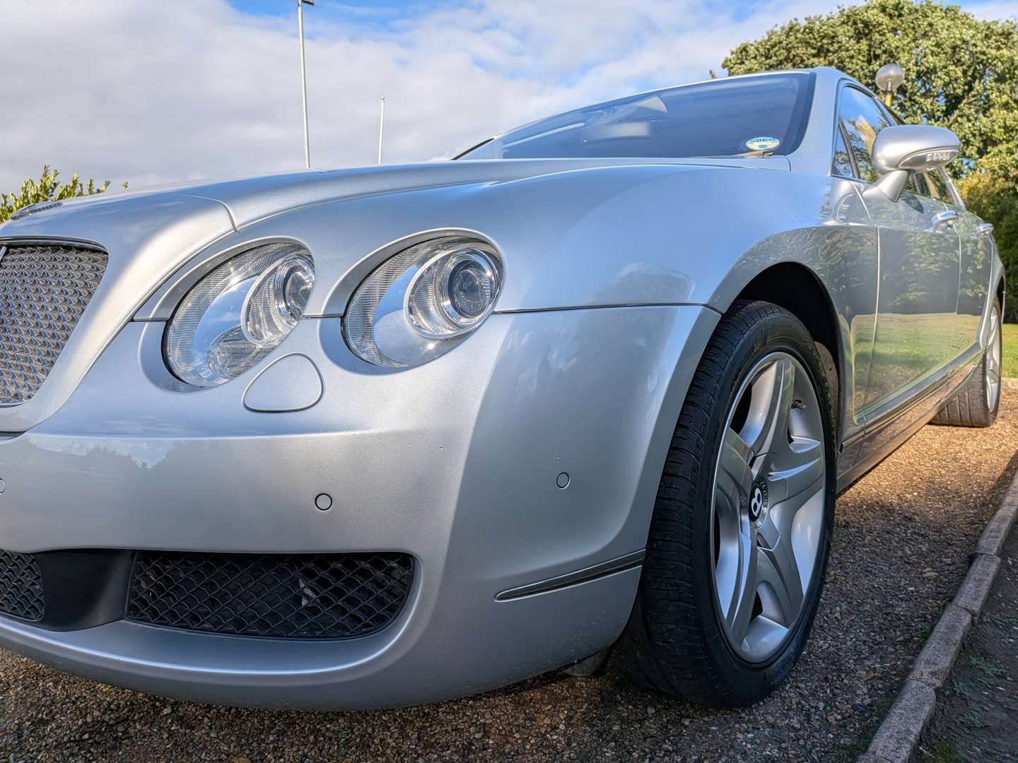 <p>2005 BENTLEY CONTINENTAL 6.0 W12 FLYING SPUR</p>