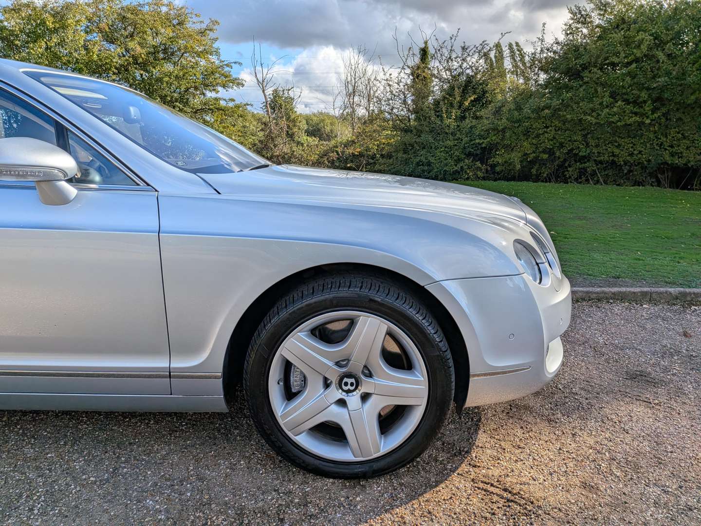 <p>2005 BENTLEY CONTINENTAL 6.0 W12 FLYING SPUR</p>