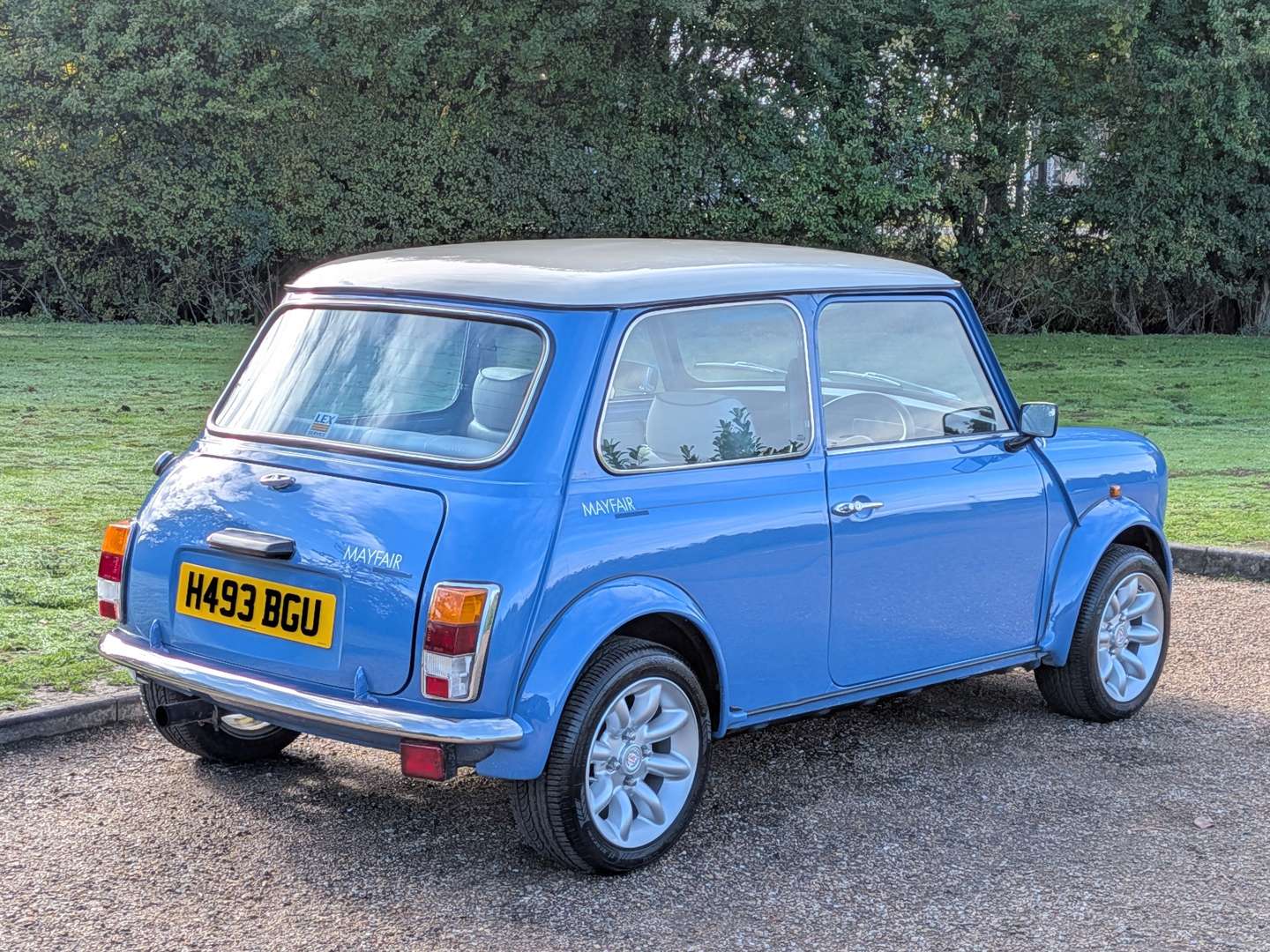 <p>1991 ROVER MINI MAYFAIR</p>