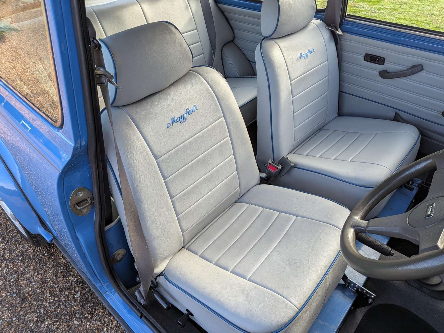 <p>1991 ROVER MINI MAYFAIR</p>