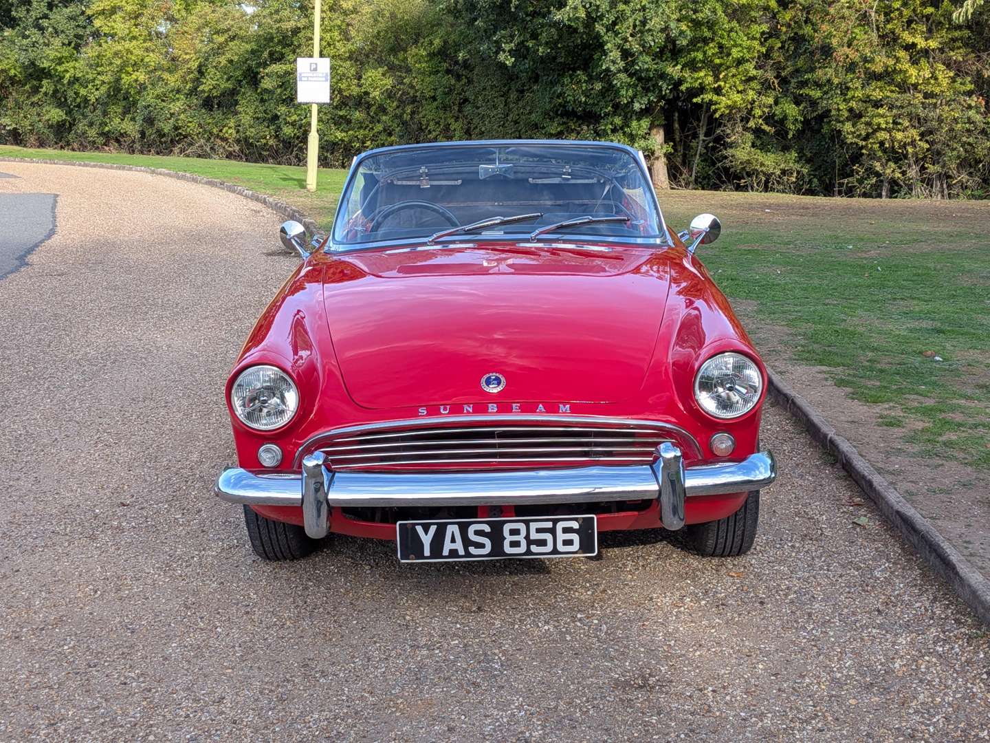 <p>1962 SUNBEAM ALPINE</p>