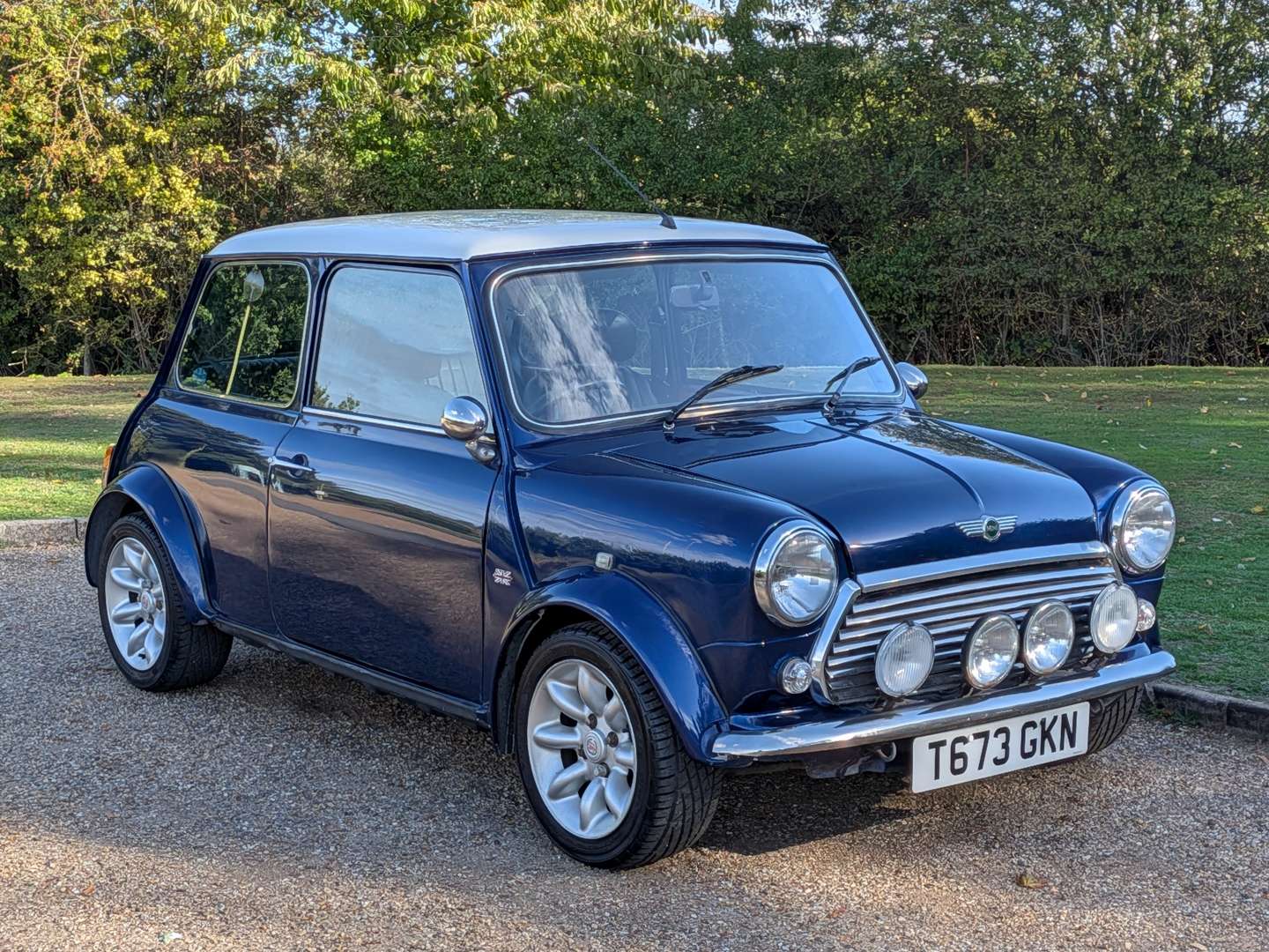 <p>1999 ROVER MINI COOPER MONZA</p>