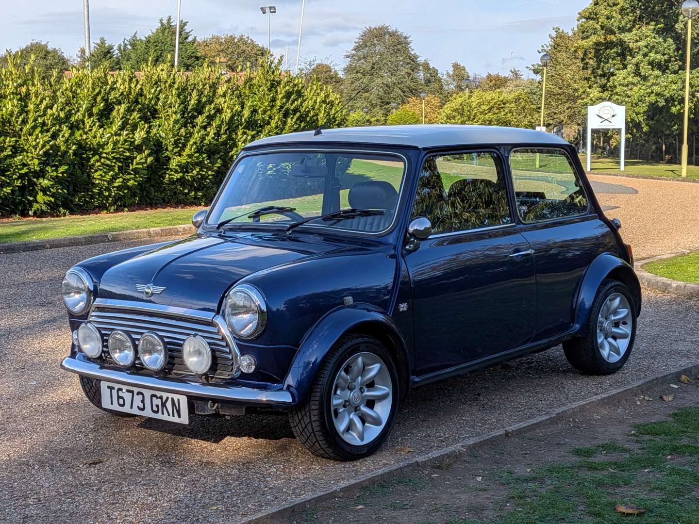 <p>1999 ROVER MINI COOPER MONZA</p>