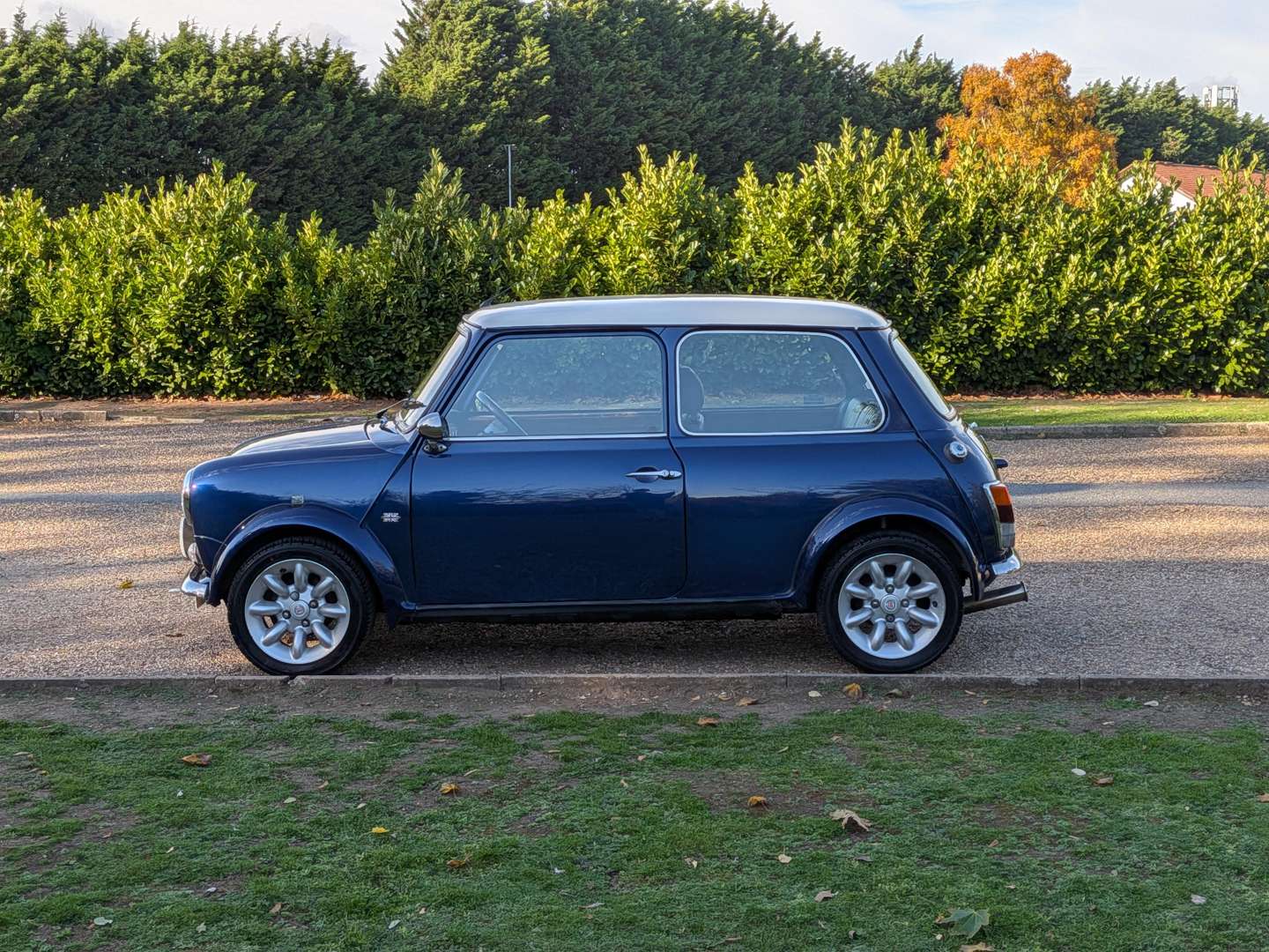 <p>1999 ROVER MINI COOPER MONZA</p>