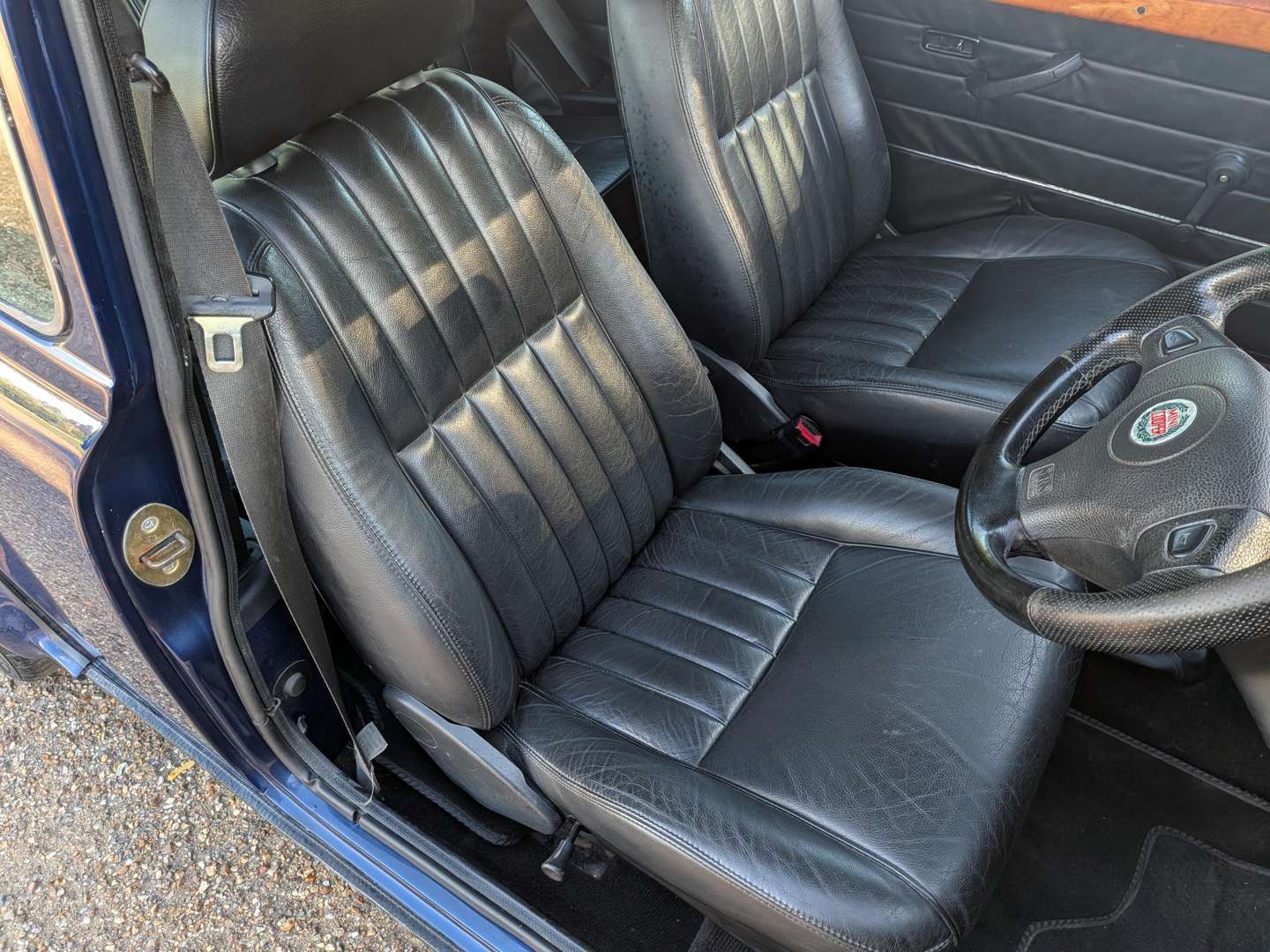 <p>1999 ROVER MINI COOPER MONZA</p>
