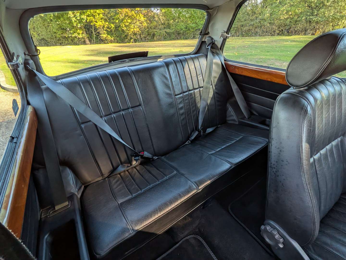 <p>1999 ROVER MINI COOPER MONZA</p>