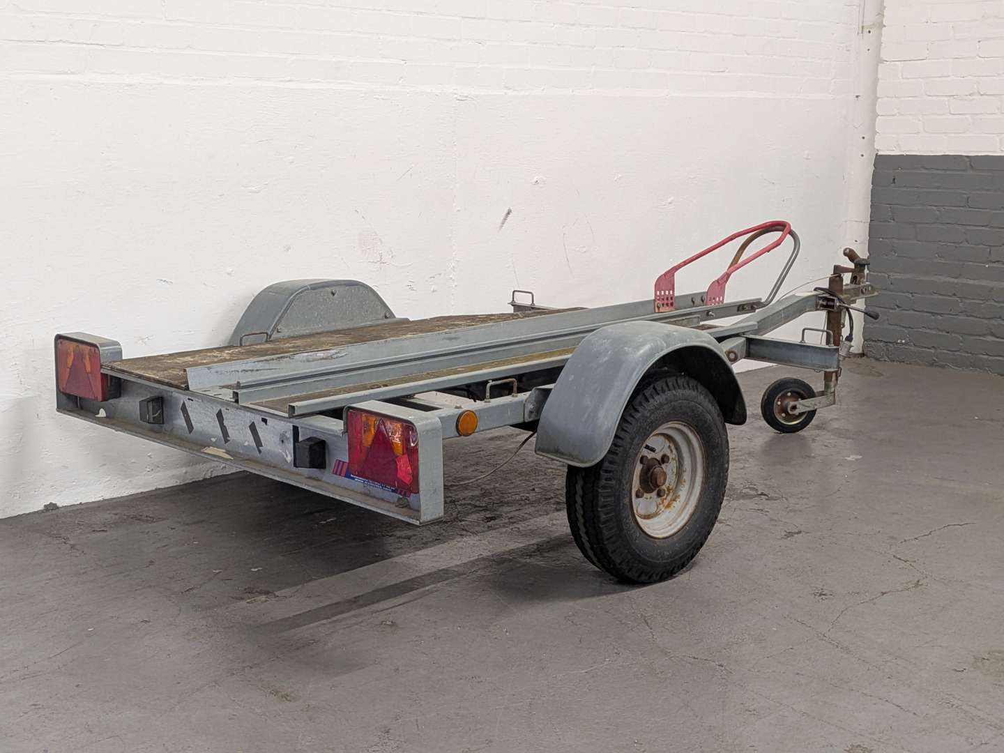 <p>GALVANISED SINGLE MOTORBIKE TRAILER</p>