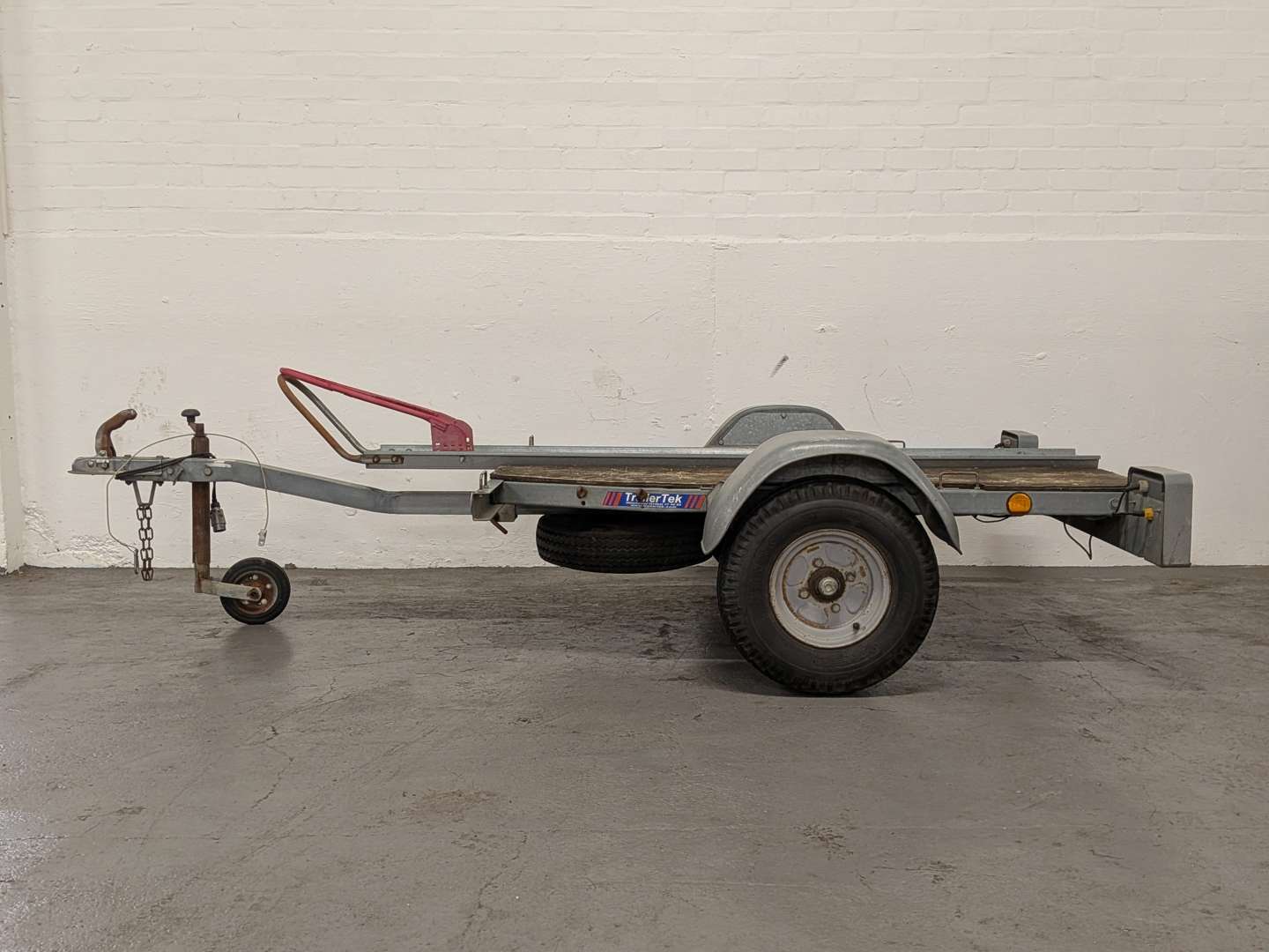 <p>GALVANISED SINGLE MOTORBIKE TRAILER</p>