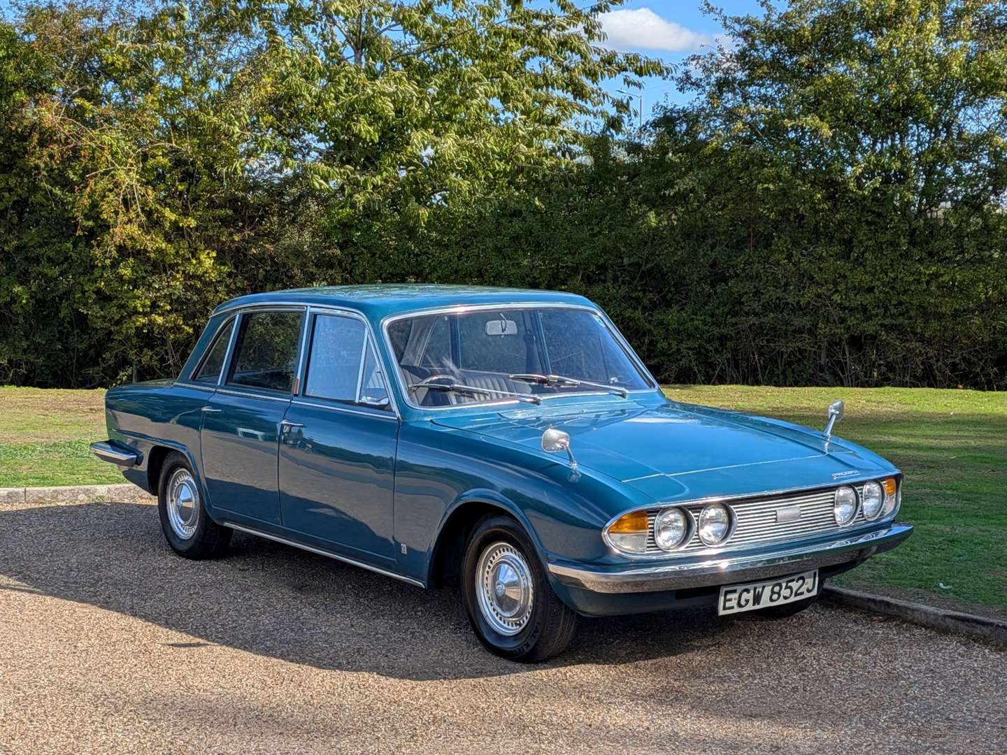 <p>1970 TRIUMPH MK2 2000</p>
