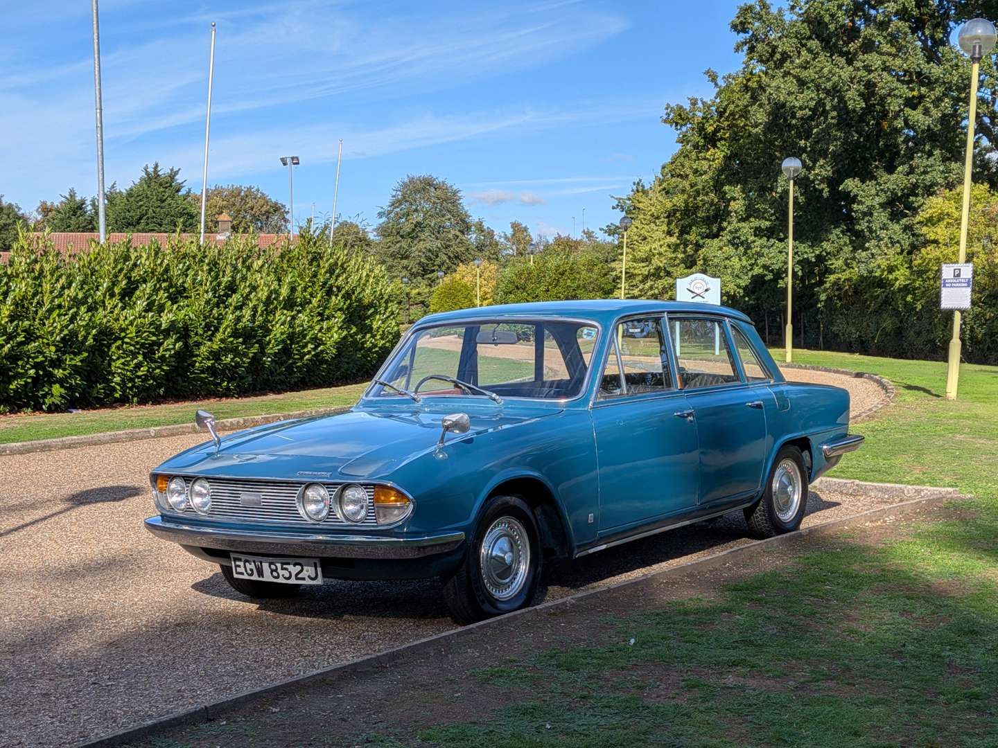 <p>1970 TRIUMPH MK2 2000</p>